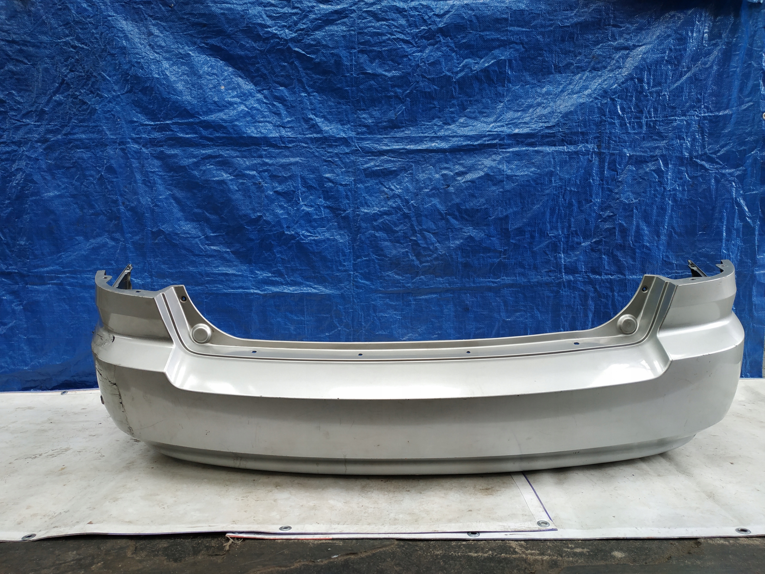 ZDERZAK TYŁ TYLNY KIA CARENS II BYDGOSZCZ