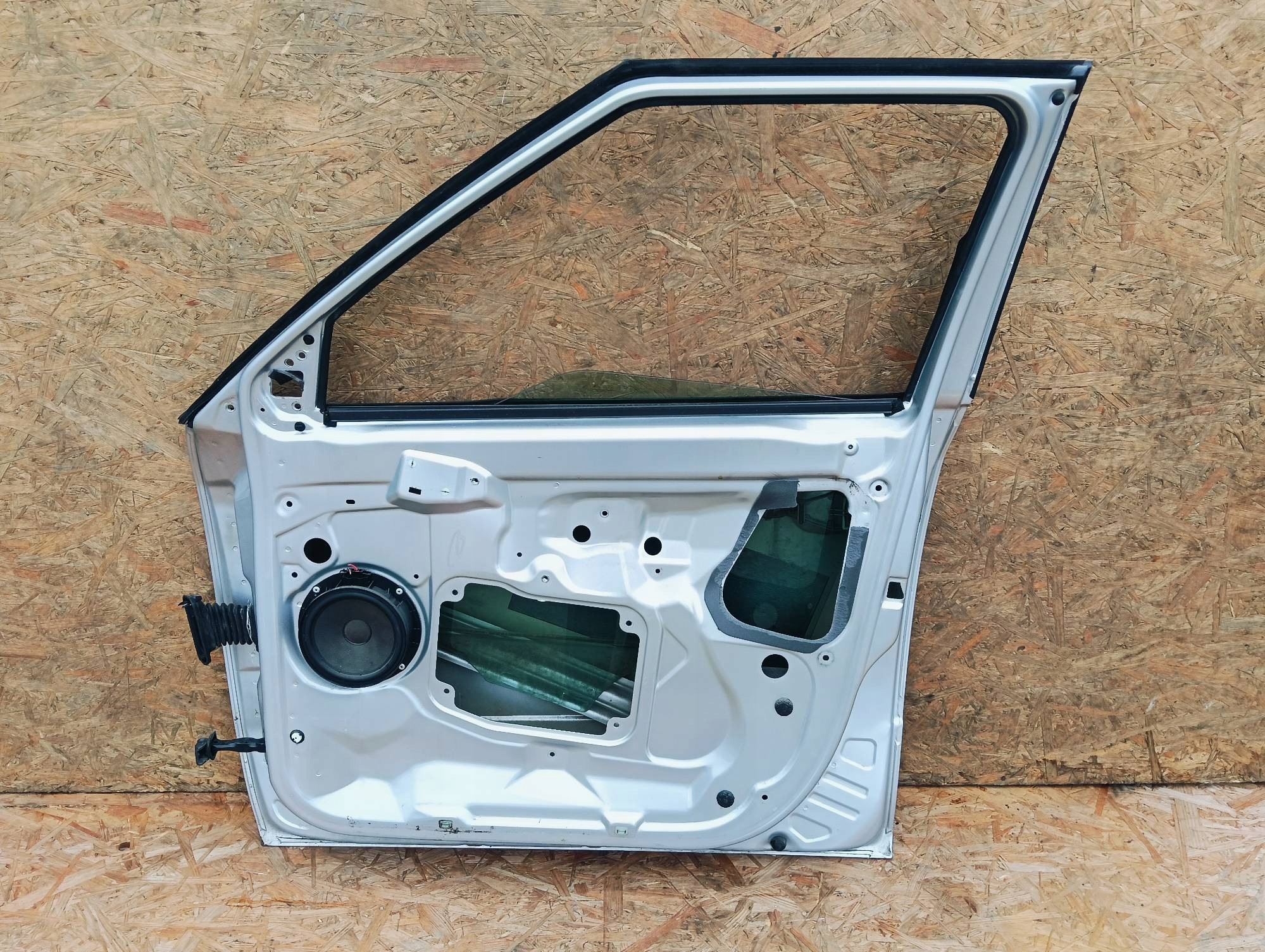 door right front SKODA FABIA II 1.2 B LAK: 9156