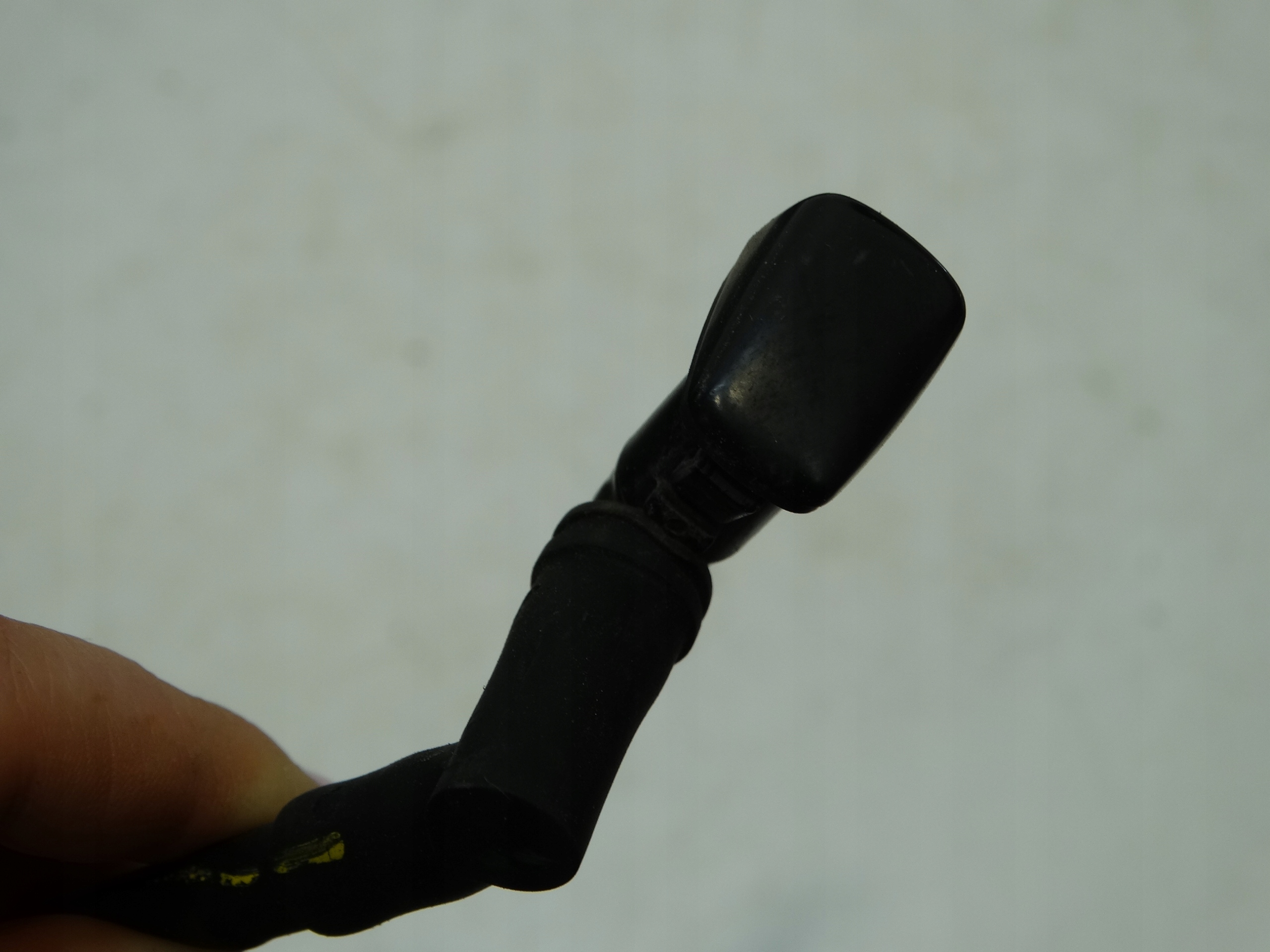 DYSZA der Spritzdüse vorne FORD ECOSPORT GN15-17666-BB
