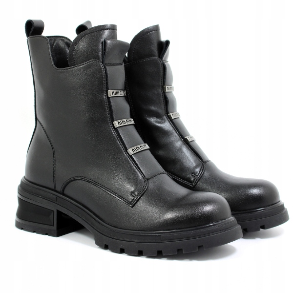 Zateplené dámské kotníkové boty T.Sokolski Z24-266 černé, velikost 38