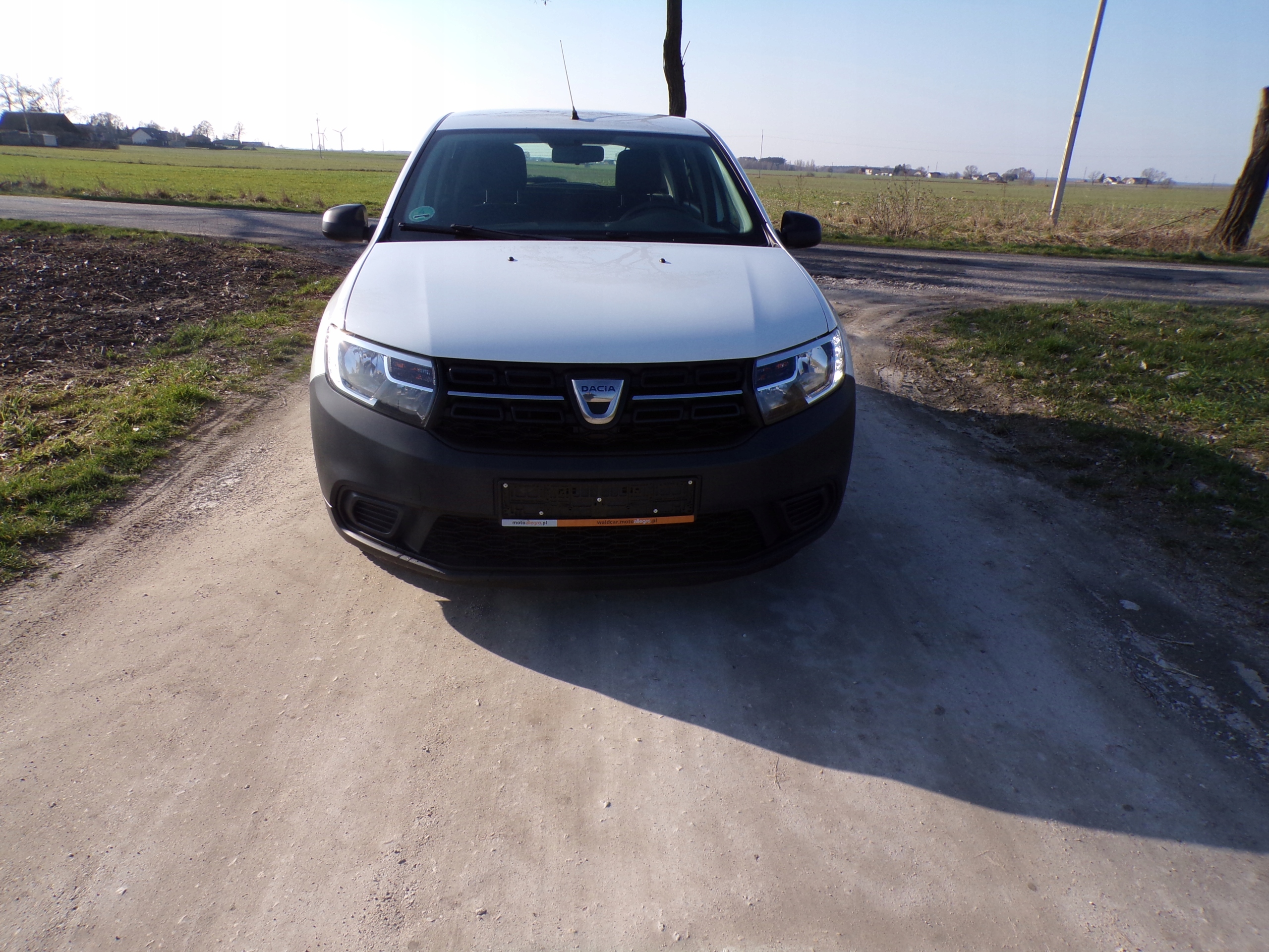 DACIA SANDERO 1.2 BENZ