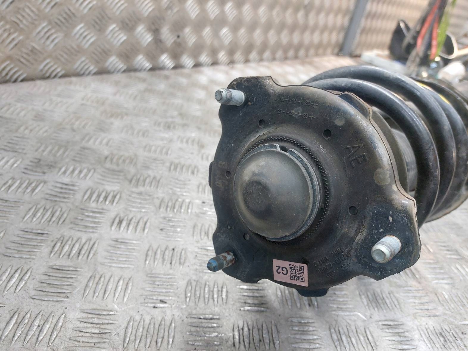 shock absorber spring swing right front KIA CEED III 54630-J7AB0