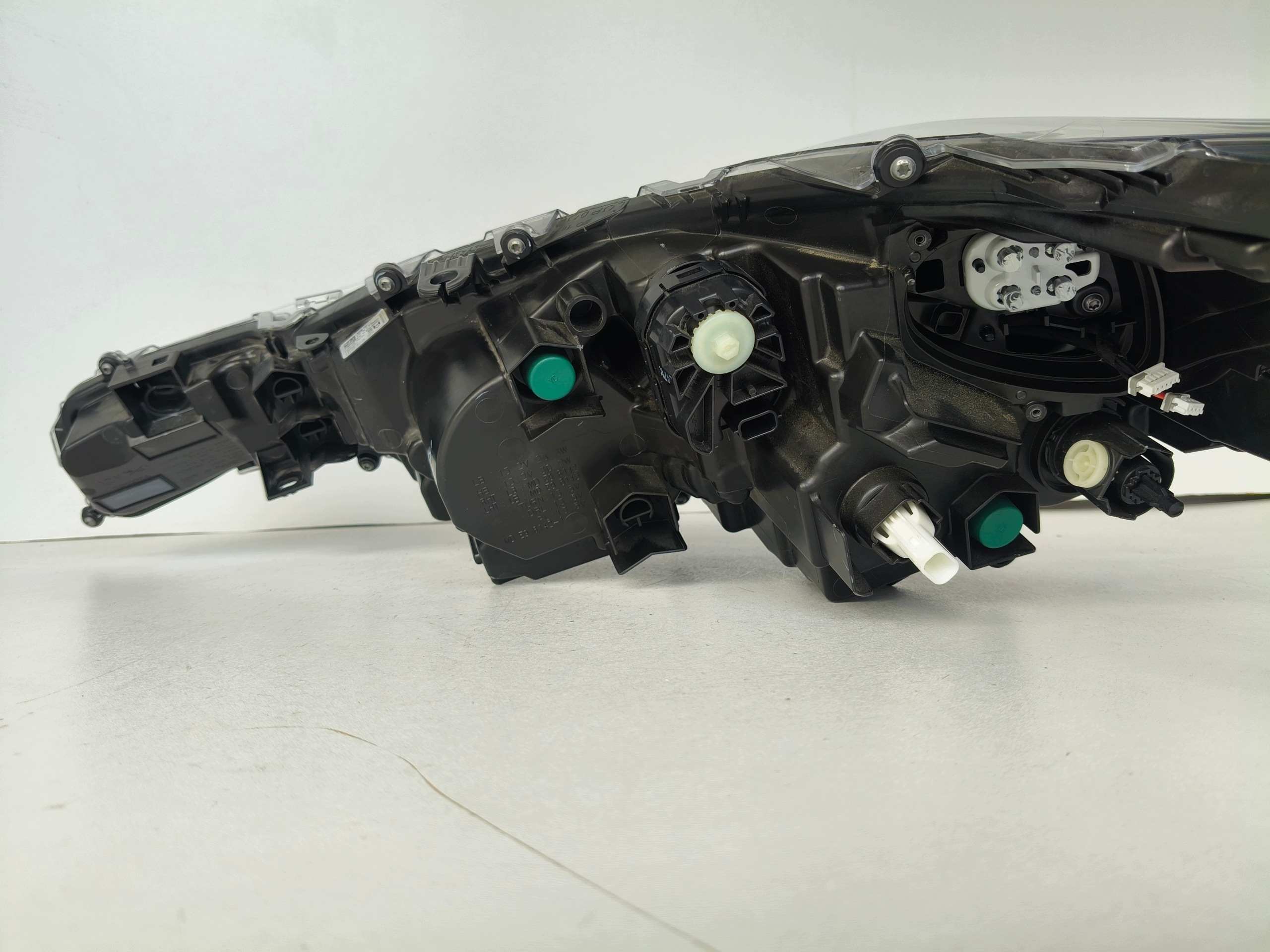 light right REFLEKTOR TOYOTA COROLLA E21 22- LIFT FULL ED