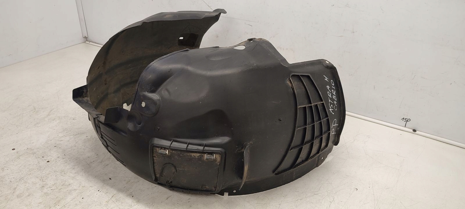 mudguard front front right Opel Astra H Cabrio 1,8 16V