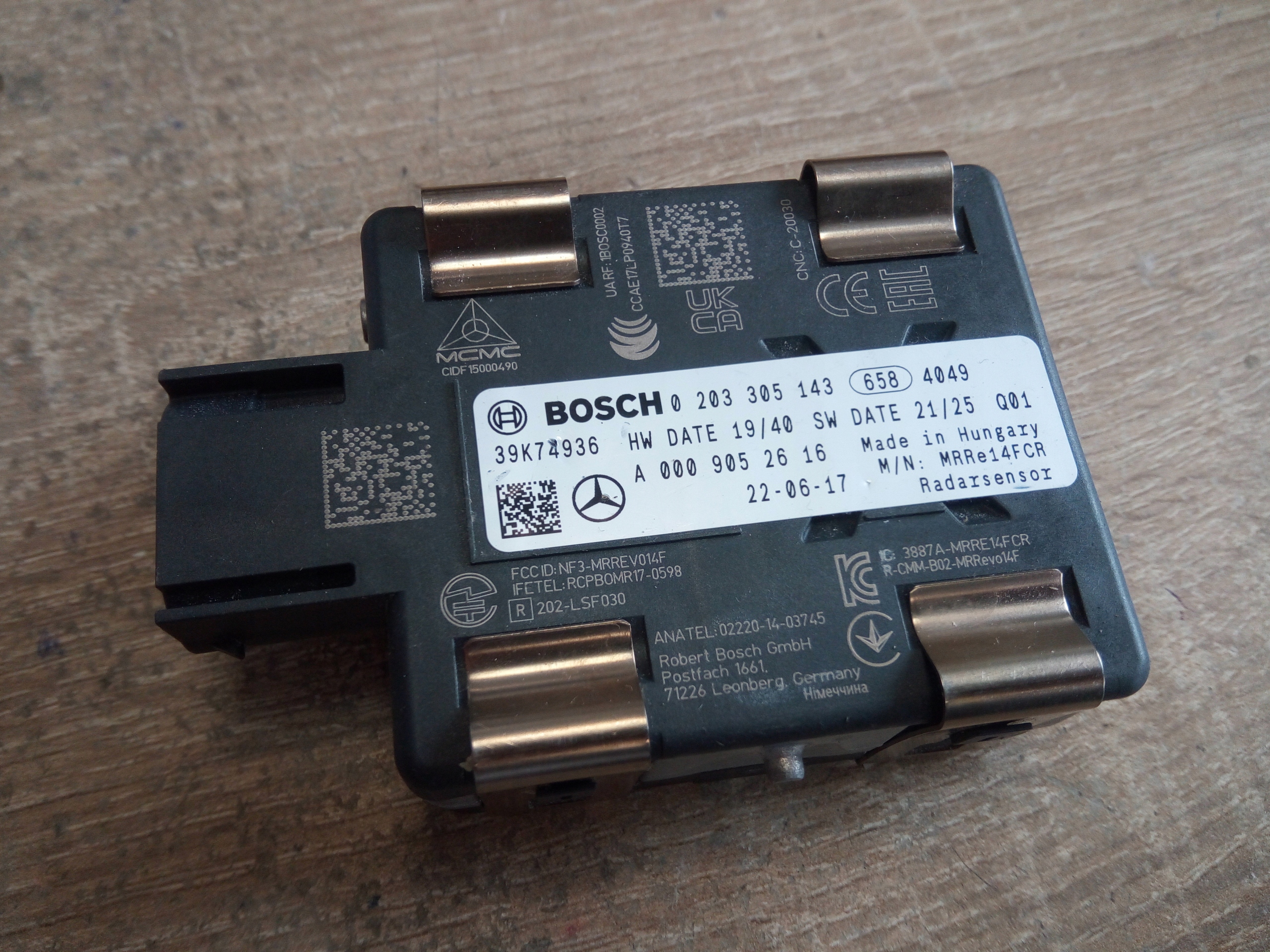 РАДАР DISTRONIC MERCEDES 0009052616 НОВЫЙ ОРИГ.*