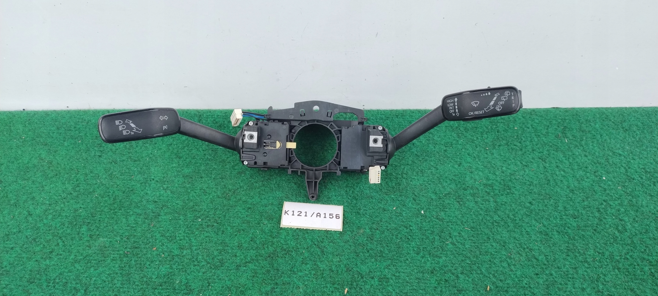 MANETKA DEVIO LUCI TERGICRISTALLO TERGI VW GOLF SEAT SKODA