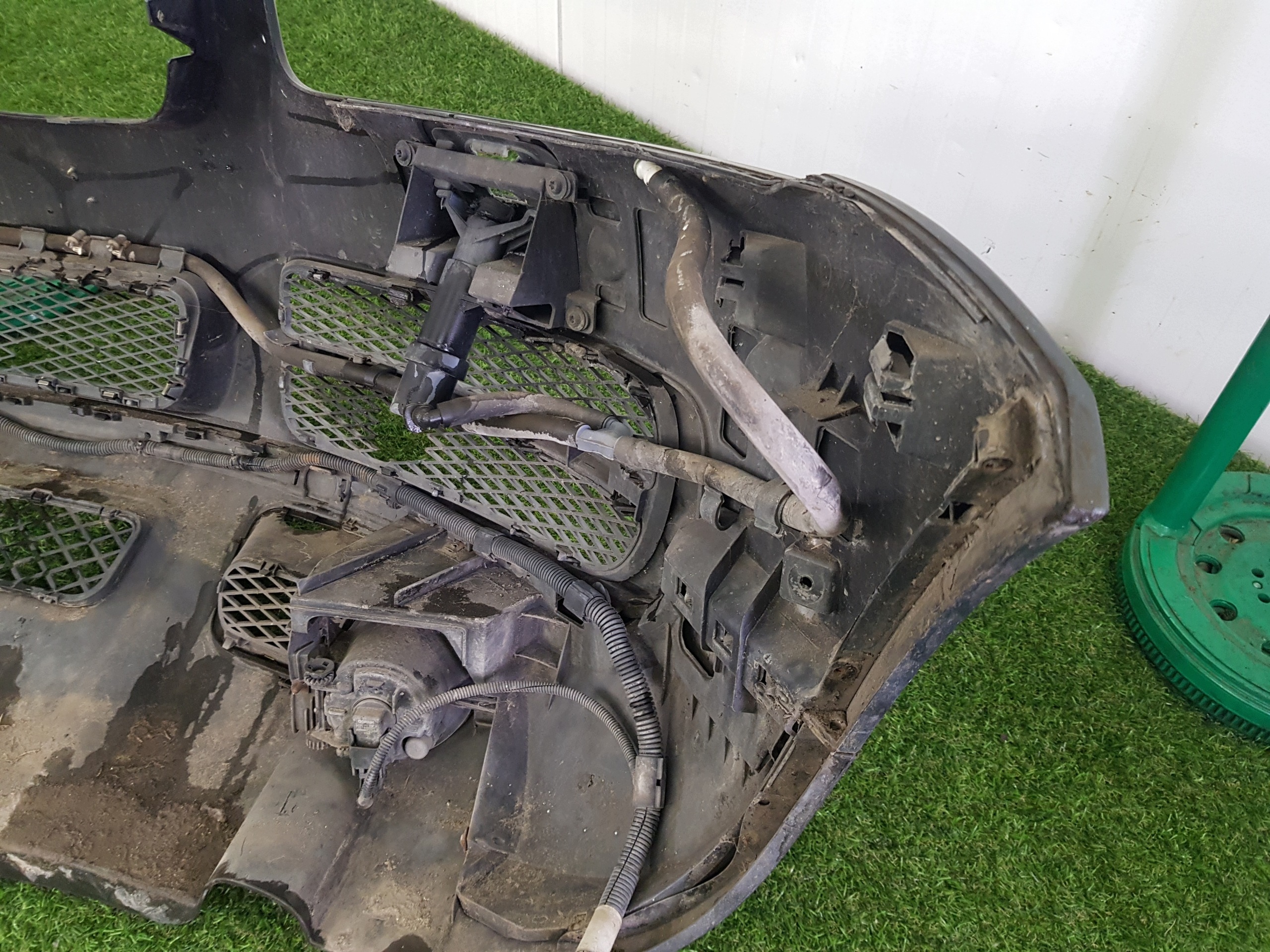 bumper front front VOLKSWAGEN TOUAREG 7L6807221