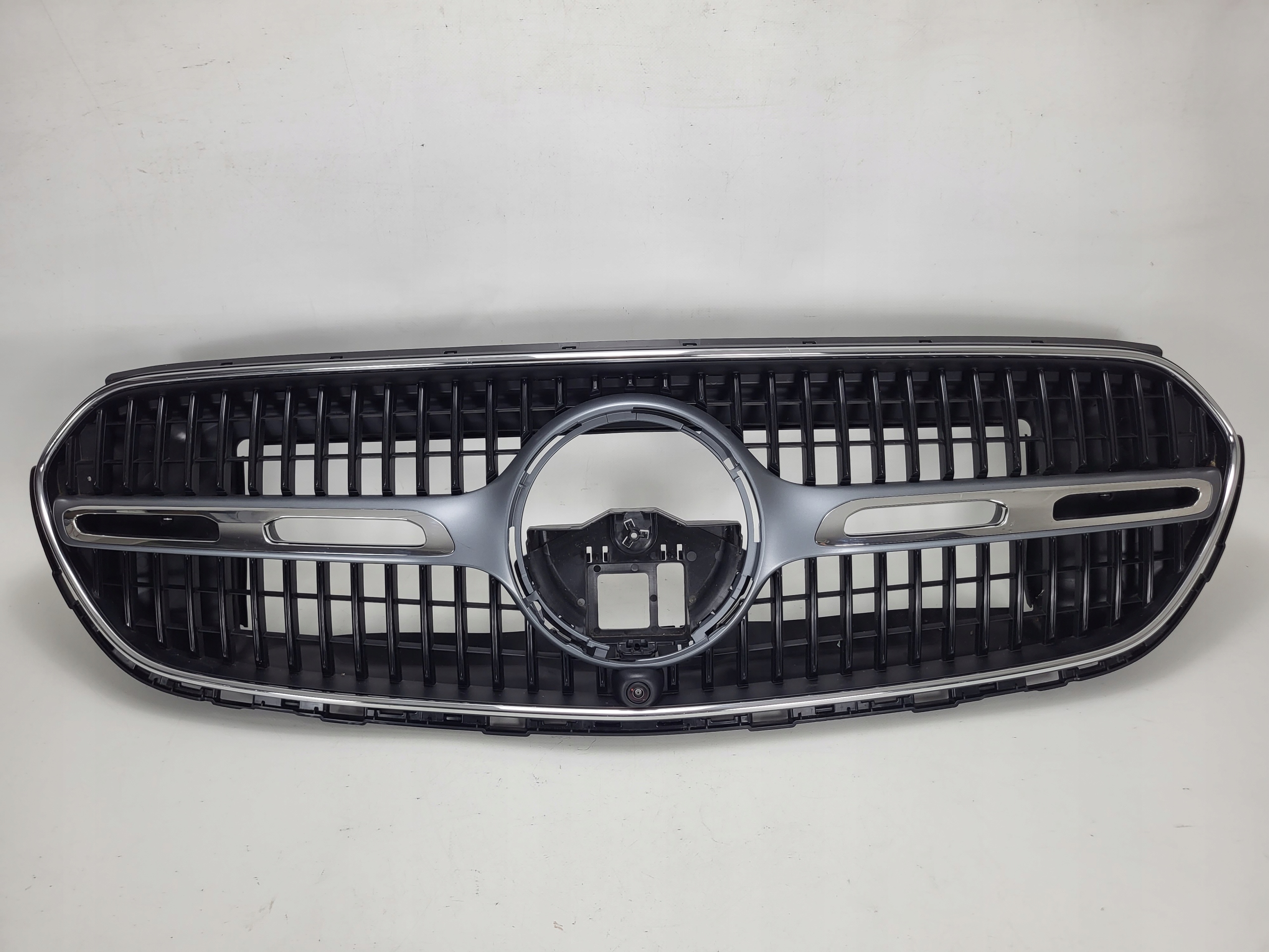 MERCEDES GLC II 2 X253 W253 grill atrapa silnika + kamera