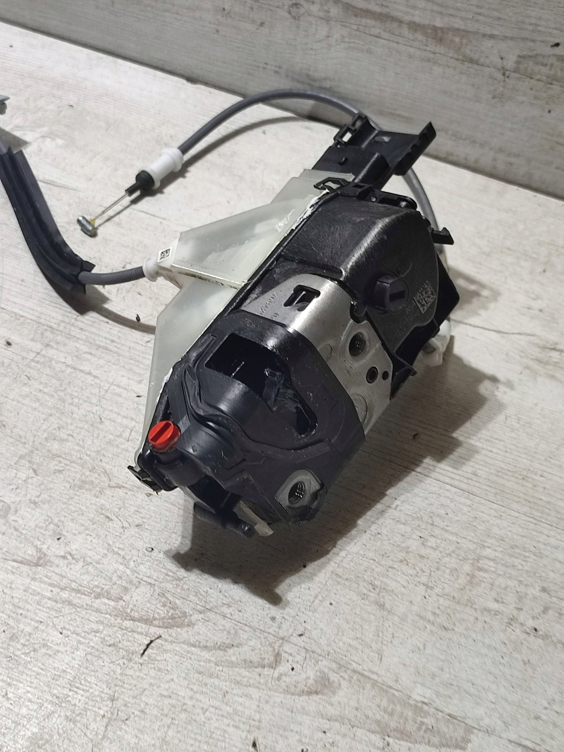 Opel Corsa F 2020 rear part side left lock door