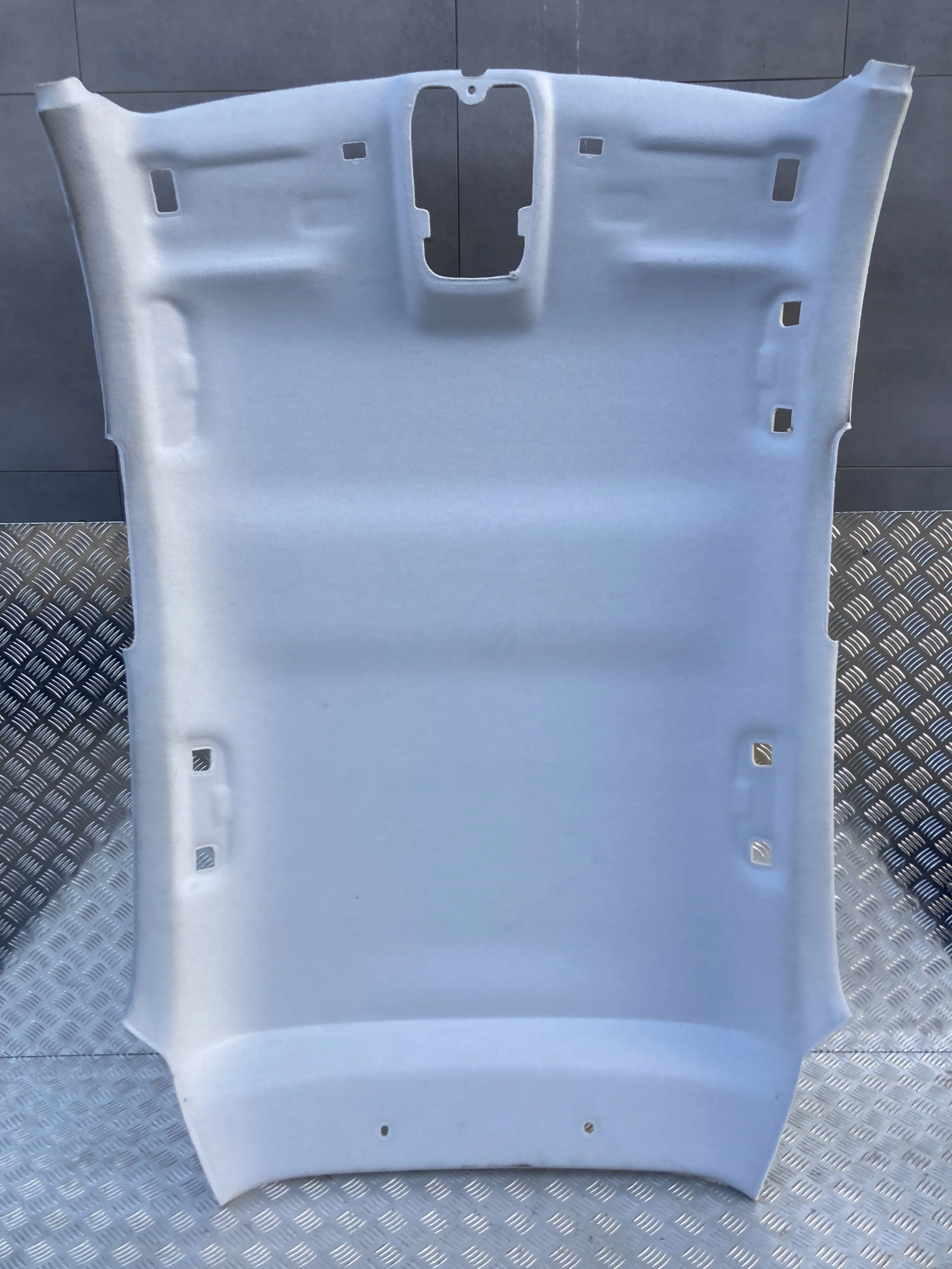 PODSUFITKA SUFIT PEUGEOT 208 II 19-