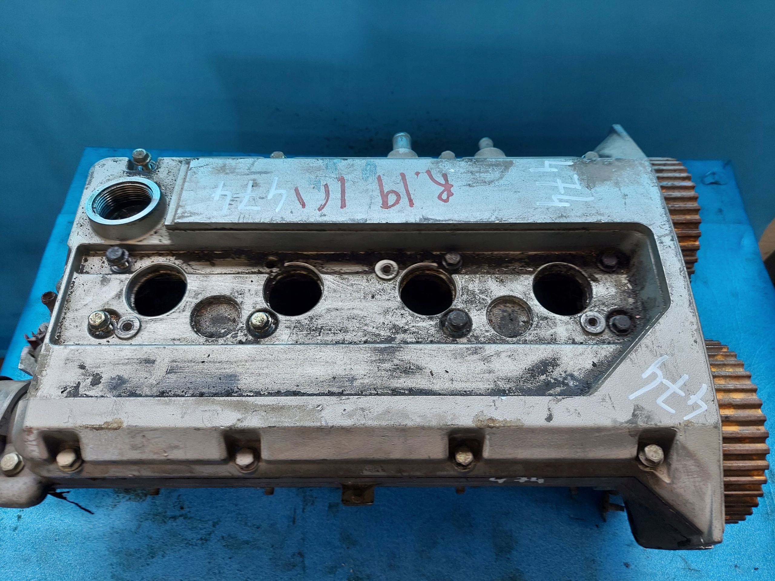 head. CLIO and BACCARA 1.8 16V 9464