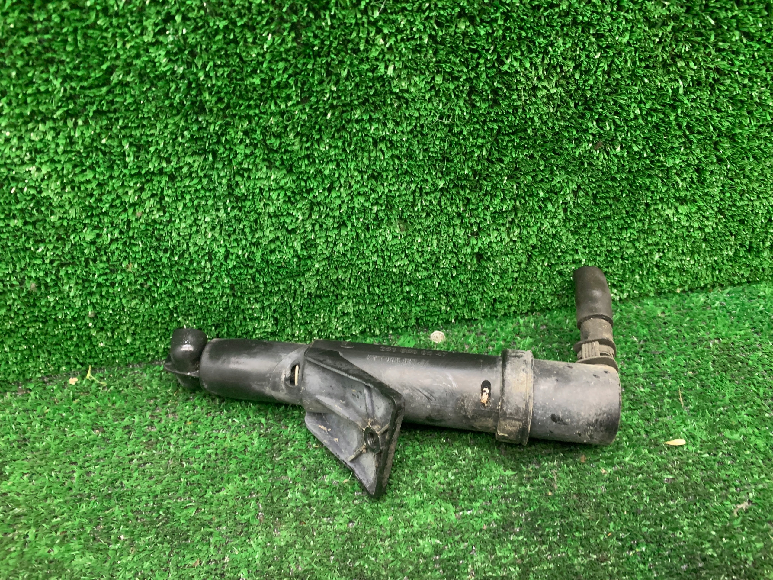 MERCEDES R W251 SPRYSKIWACZ REFLEKTORA LAMP LEWY 2518600547