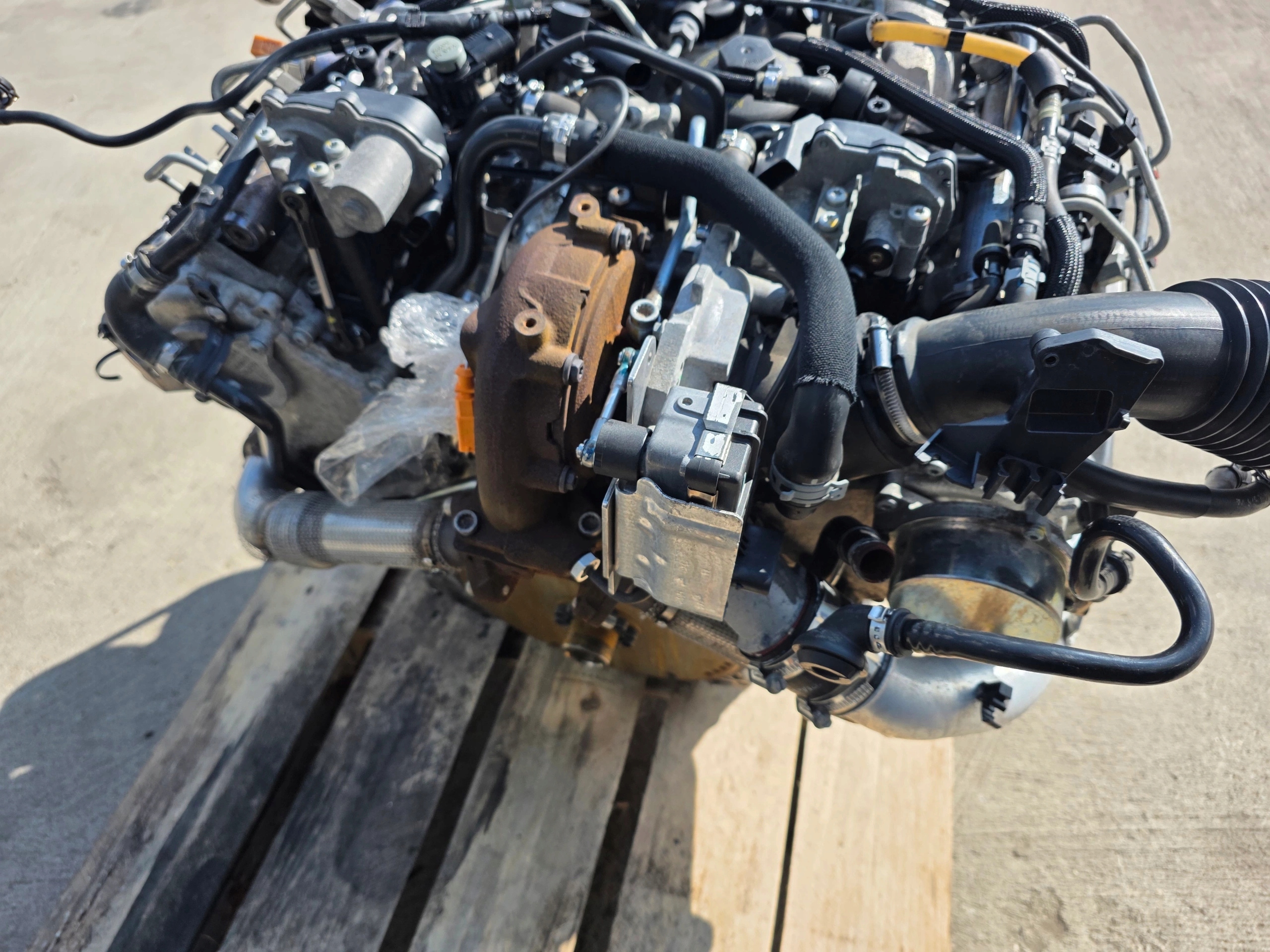 engine AUDI A4 B8 A5 8T Q5 8R 3.0 TDI CCW CCWA complete *4* 124809KM