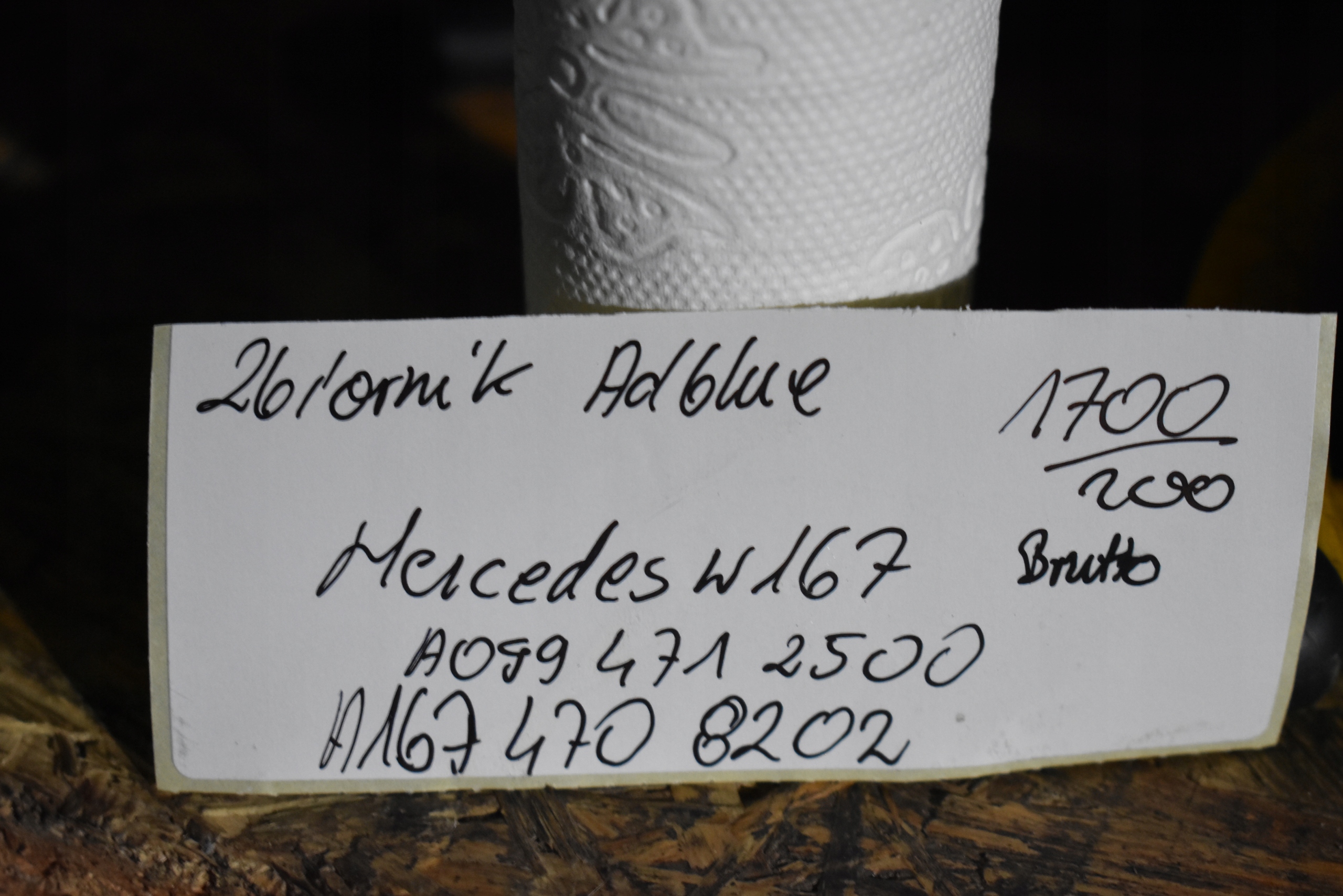IDEALNY KPL. BEHÄLTER ADBLUE MERCEDES W167 1