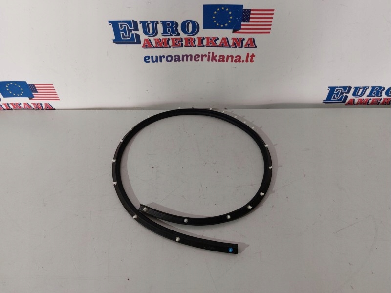 2015-2020 Ford Mustang Заднє ущільнення FR3Z-16740-A