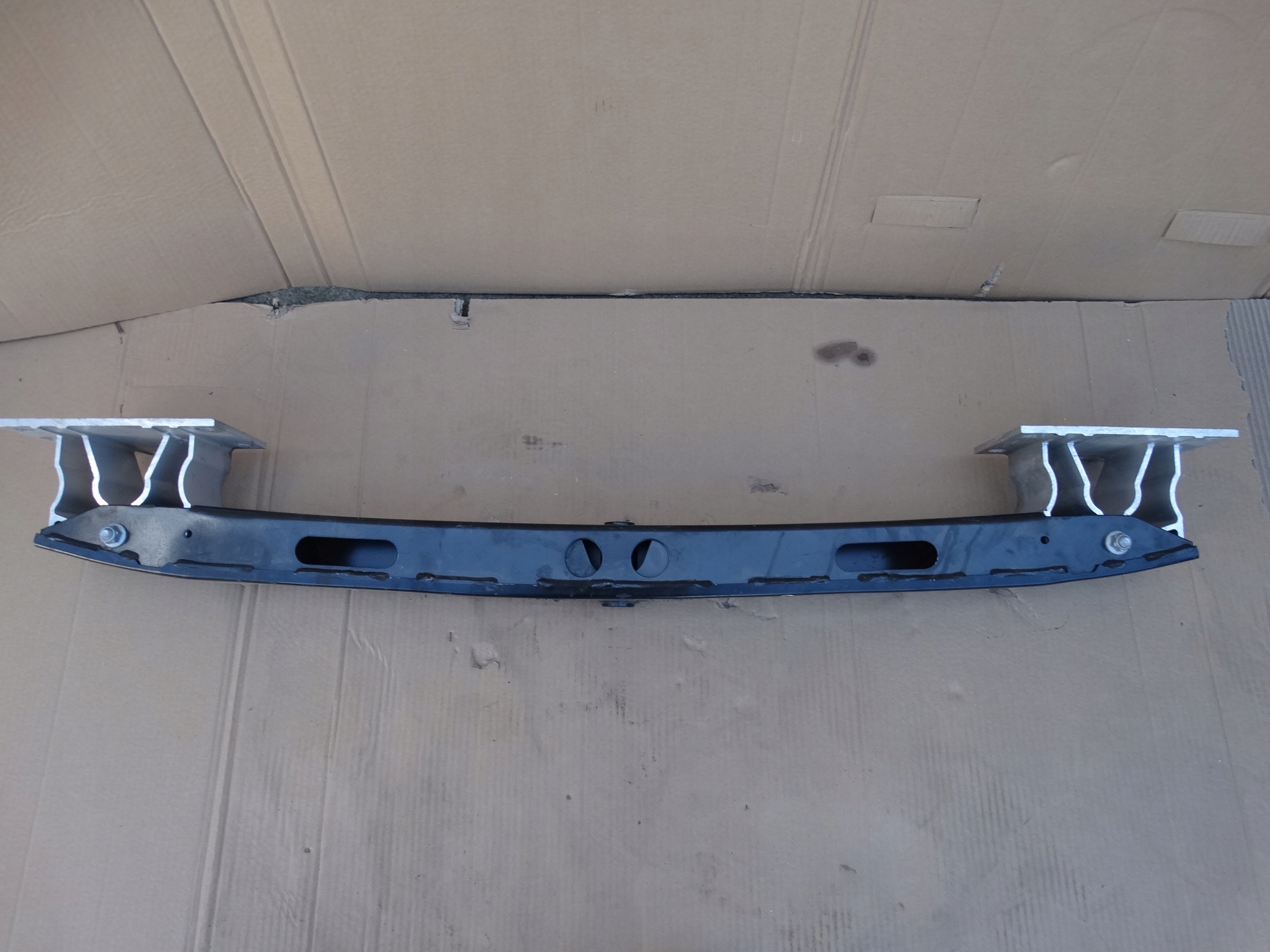 bumper support rear RANGE ROVER SPORT L494 1