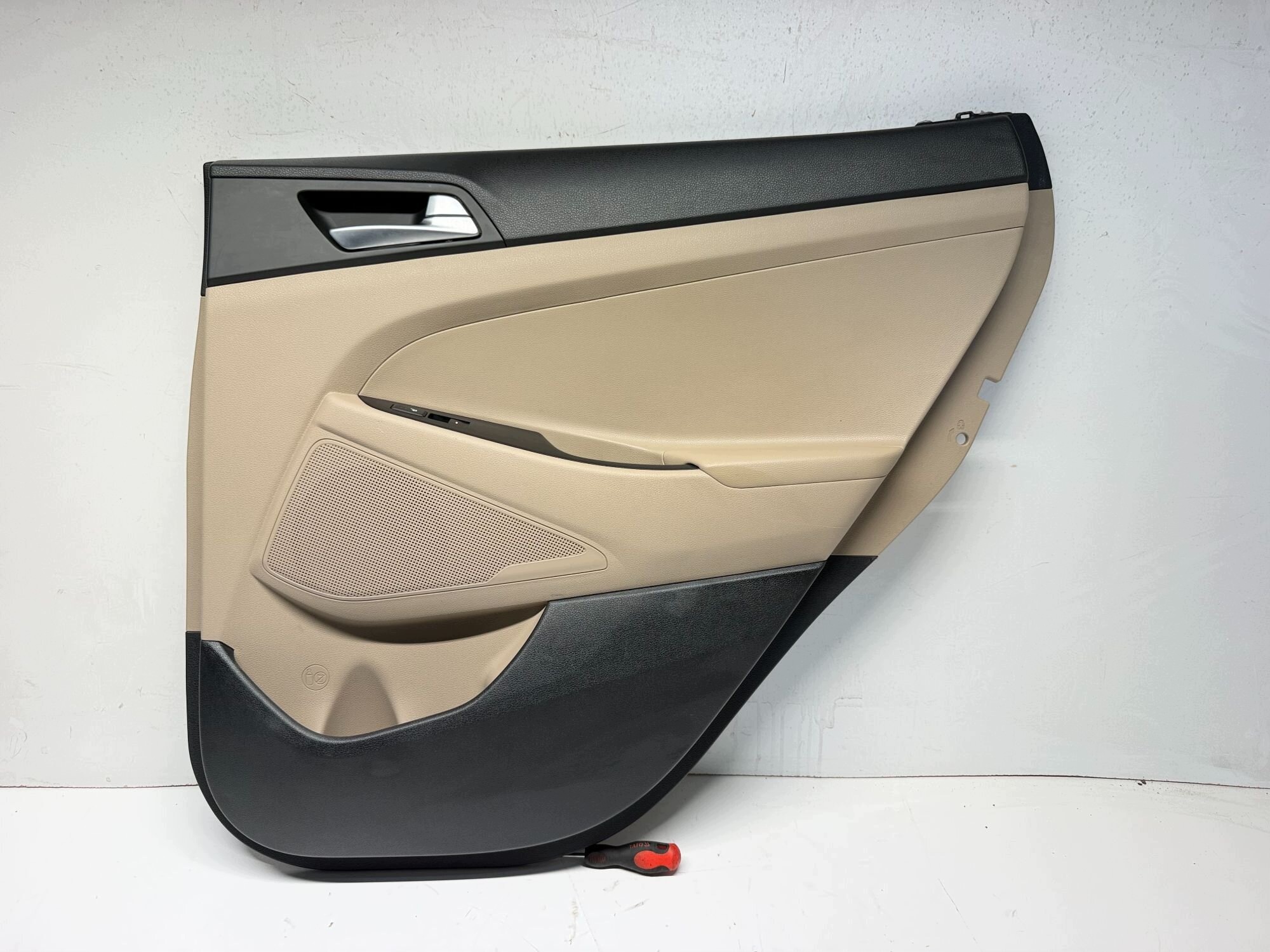 side upholstery door right rear HYUNDAI TUCSON II 2015-2021