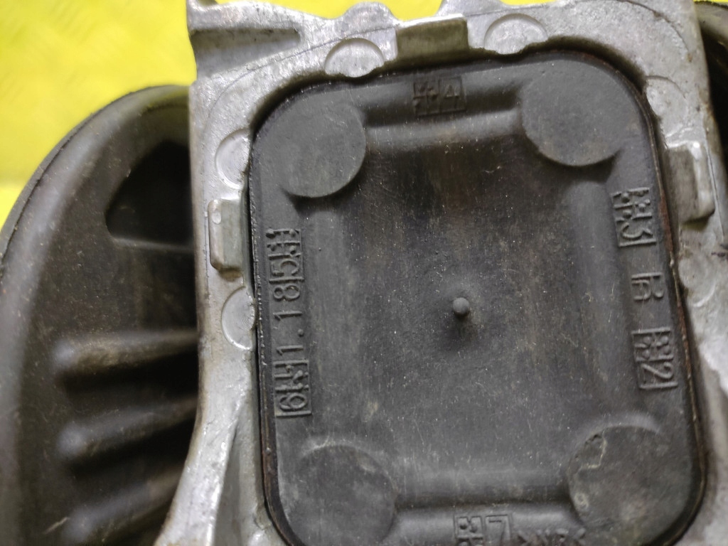 CITROEN C5 III 3.0 HDI engine mount