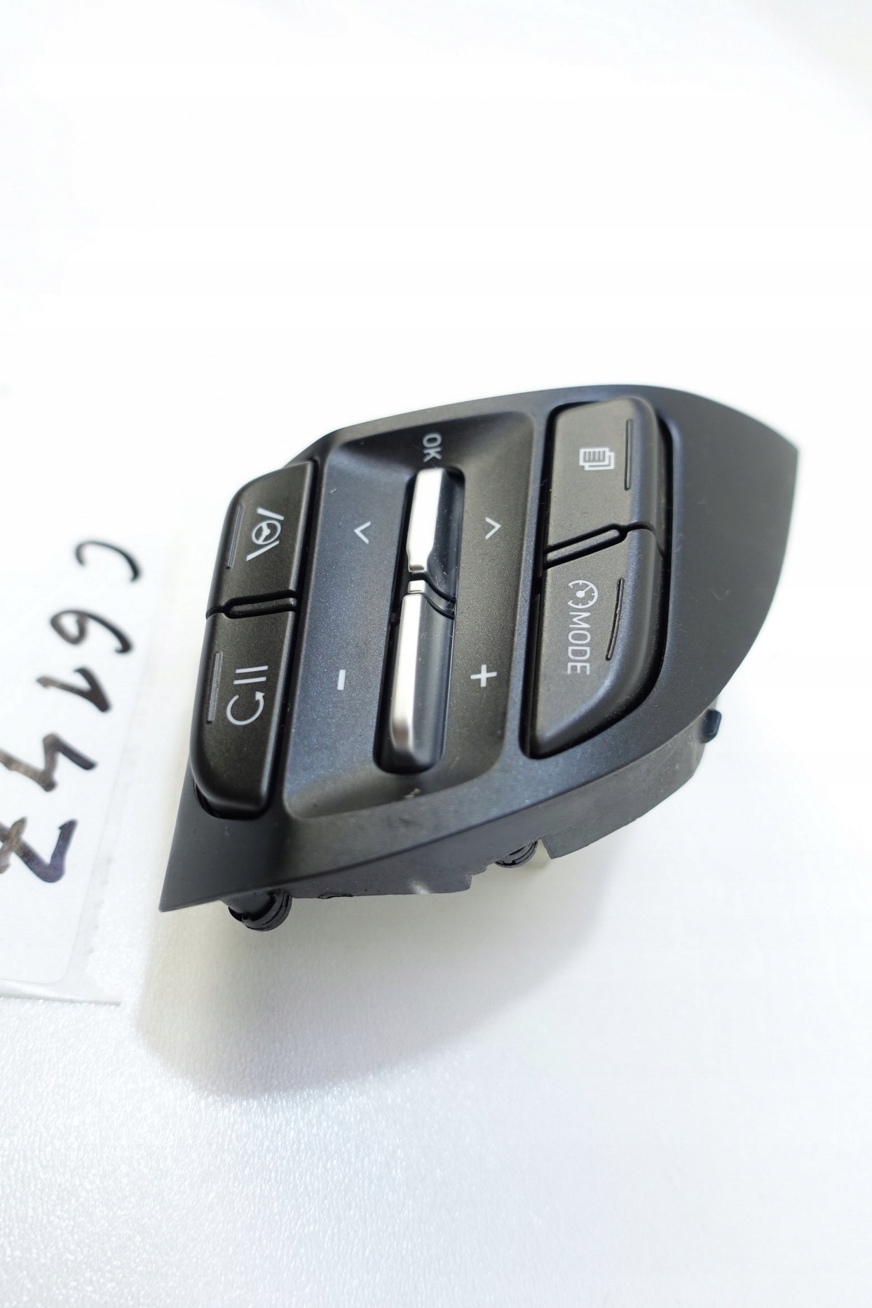 control panel switch of the steering wheel KIA