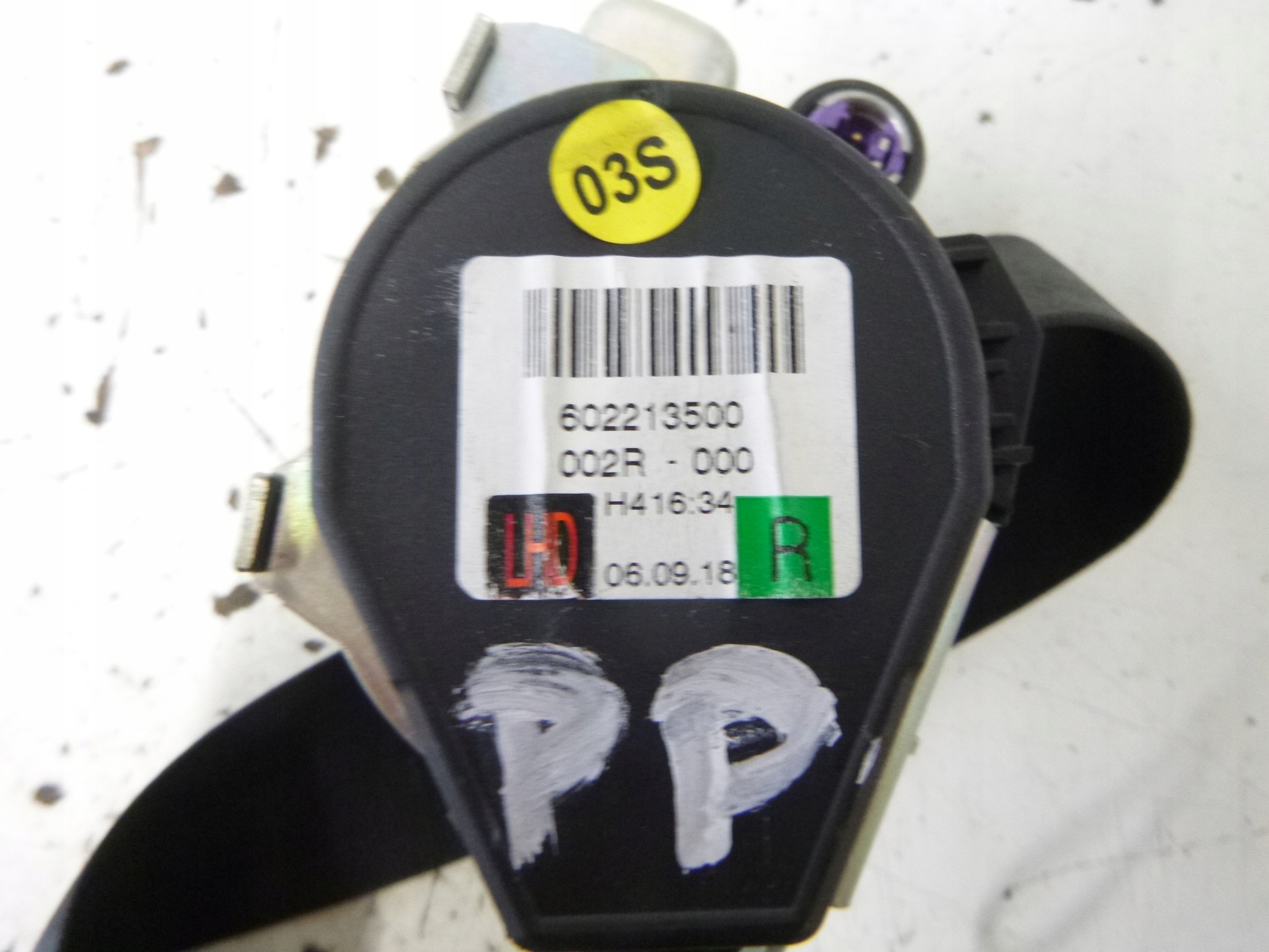 tension belt safety right front VW Golf V 3D 2006r. 602213500