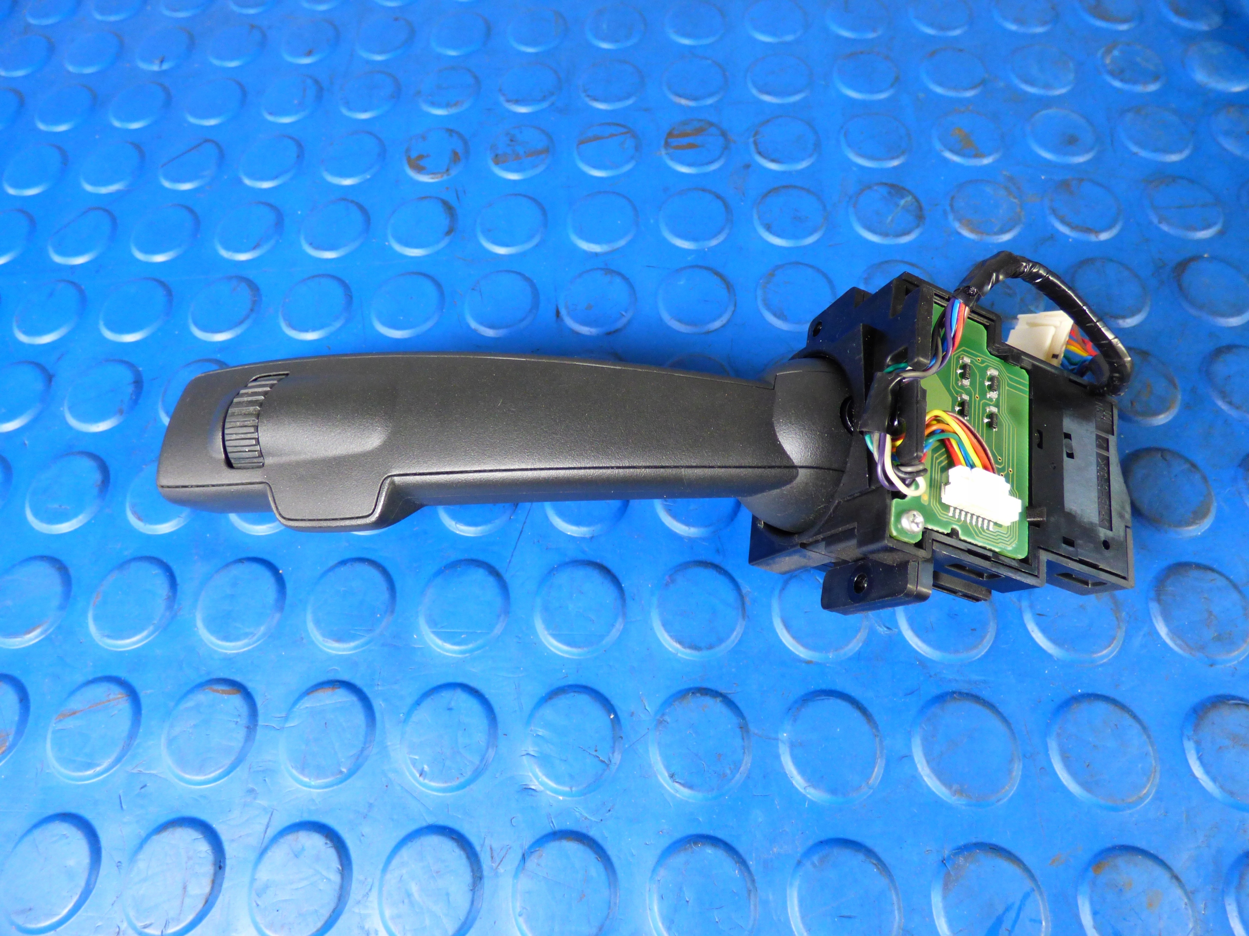 steering wheel levers and controls MENETKI ring VOLVO S60 II
