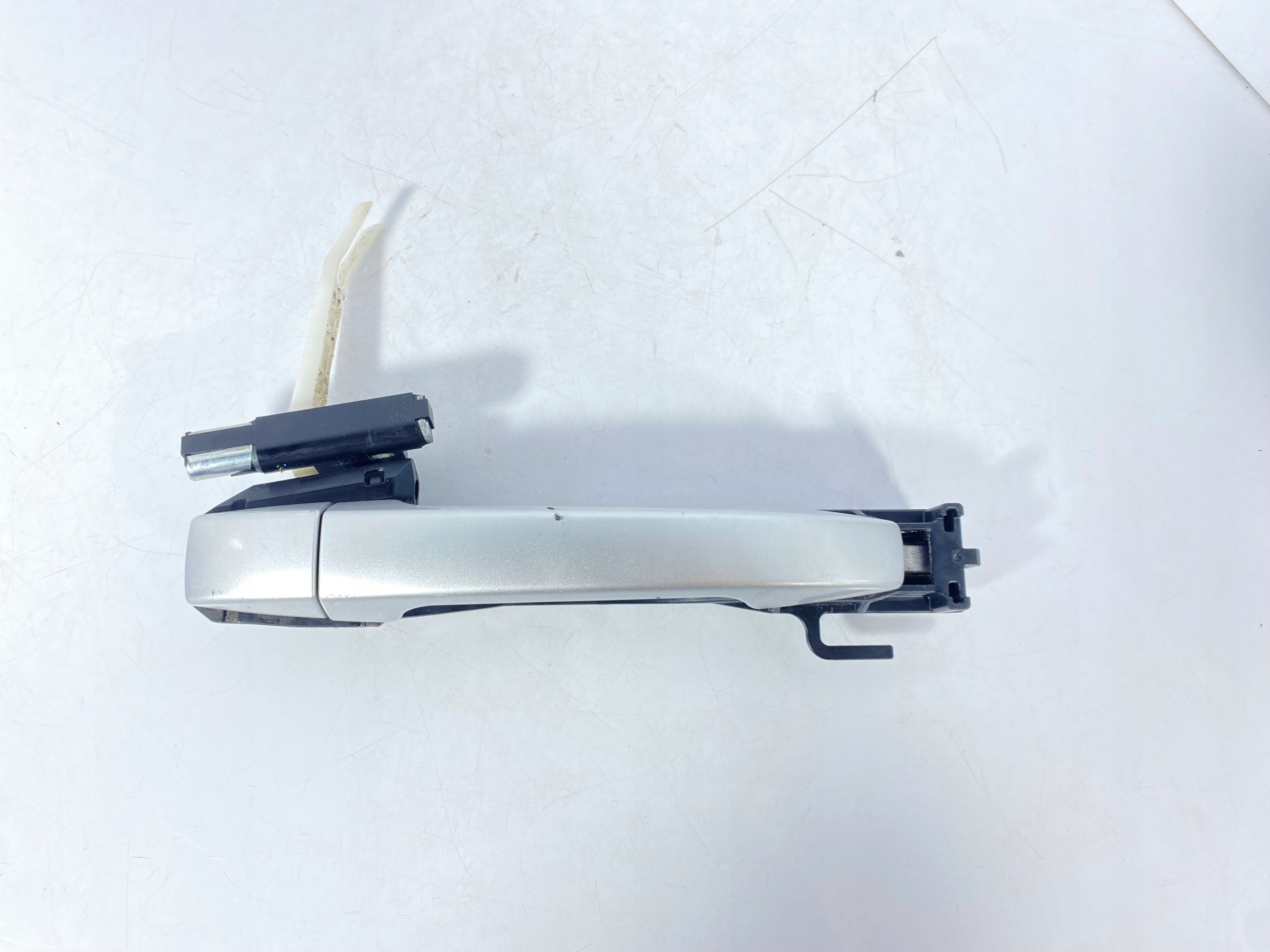 Subaru Forester 07- handle right rear kod lakieru C6Z