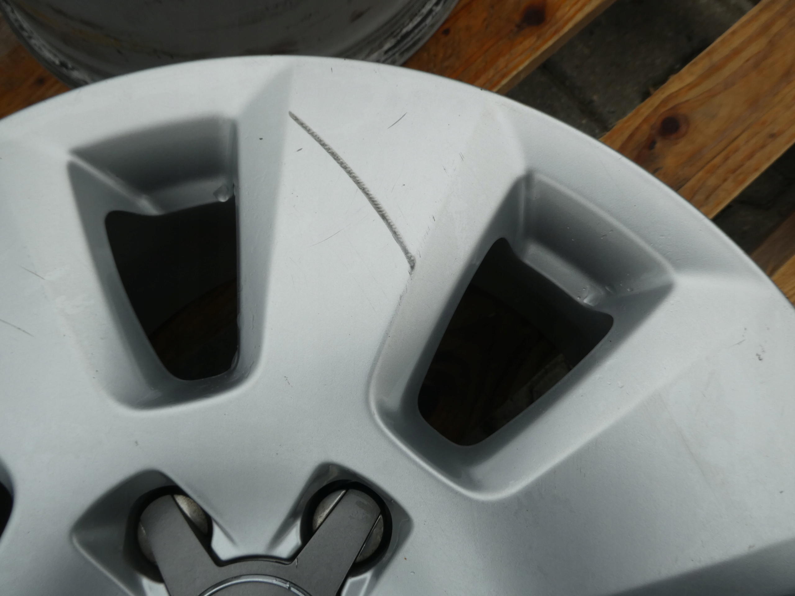 4X discs aluminium disc 4G0601025 AUDI 5X112