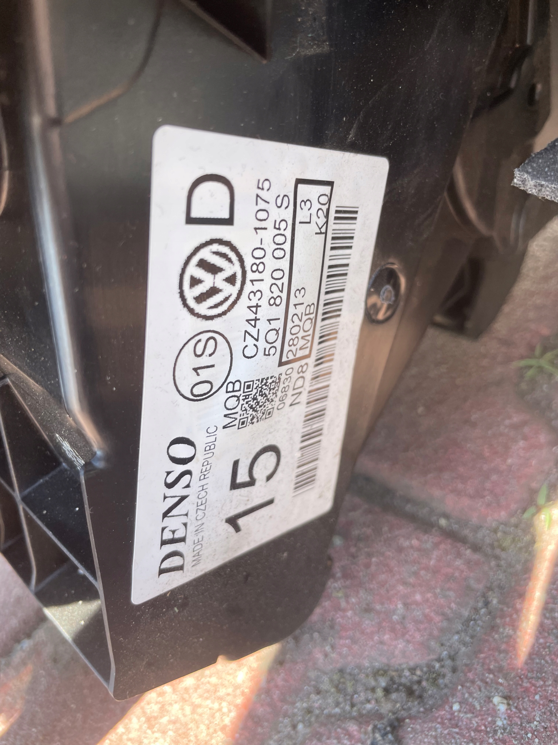 радиатор отопителя vw GOLF VII 5Q1820005S европа