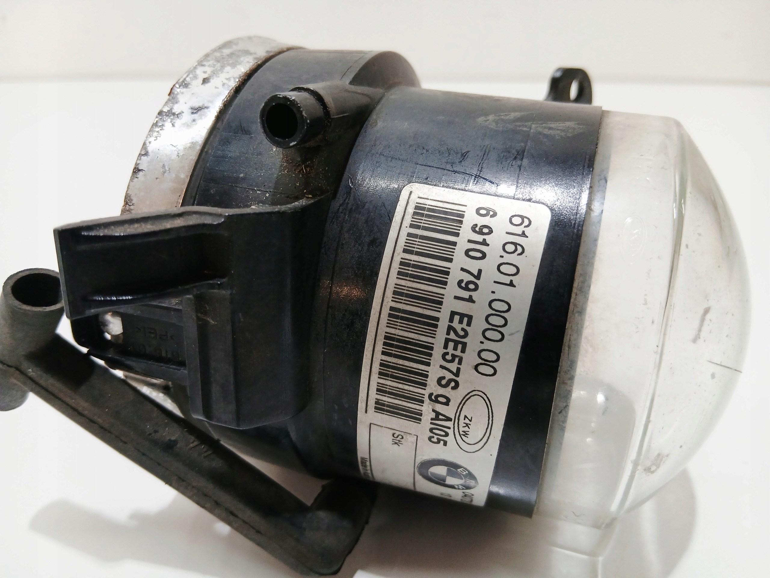 fog light left front BMW E60 E61 OE 6910791 (0001013)
