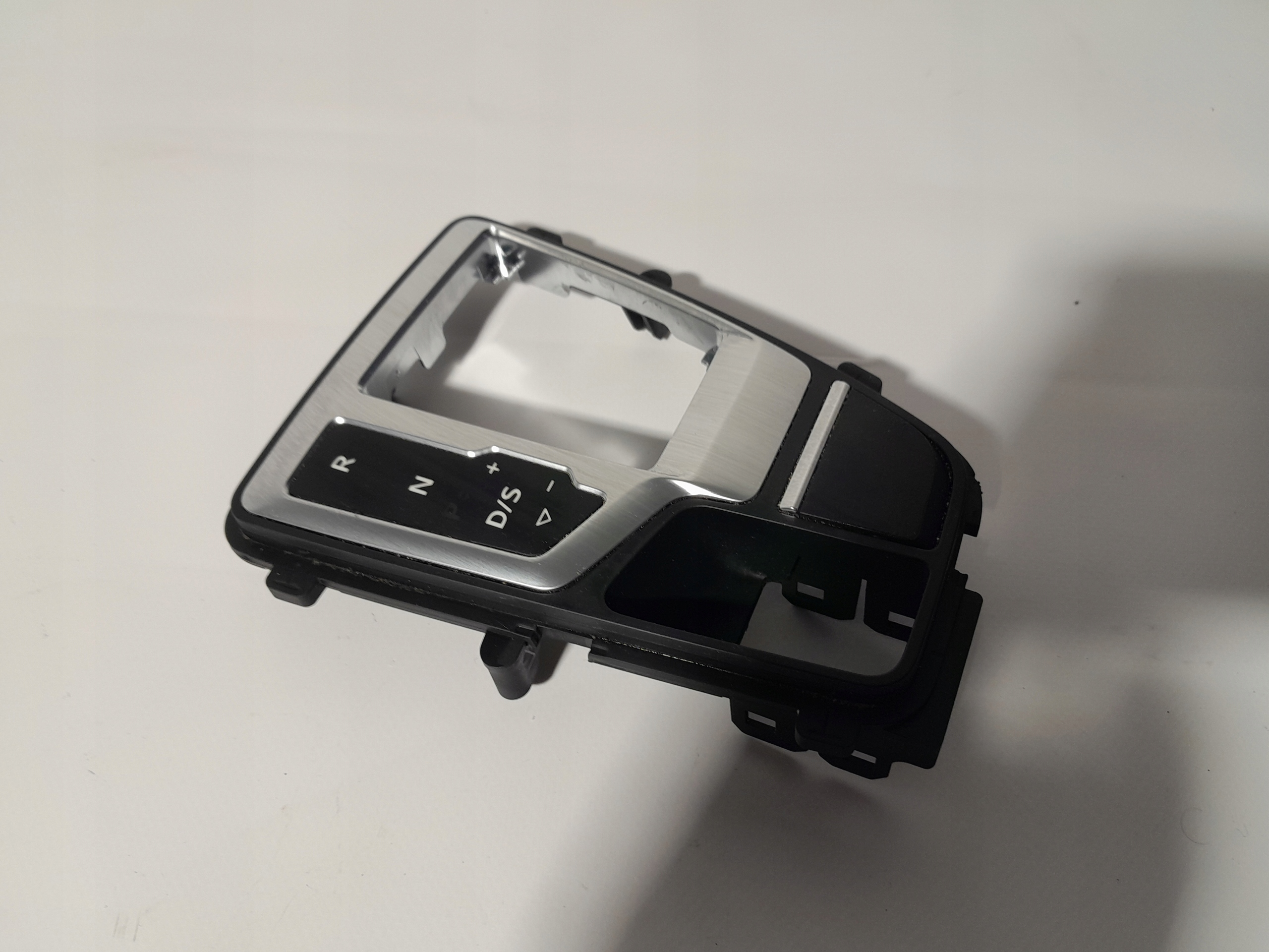 AUDI Q5 II 80A frame PANELU changes of the gear 80B713111C