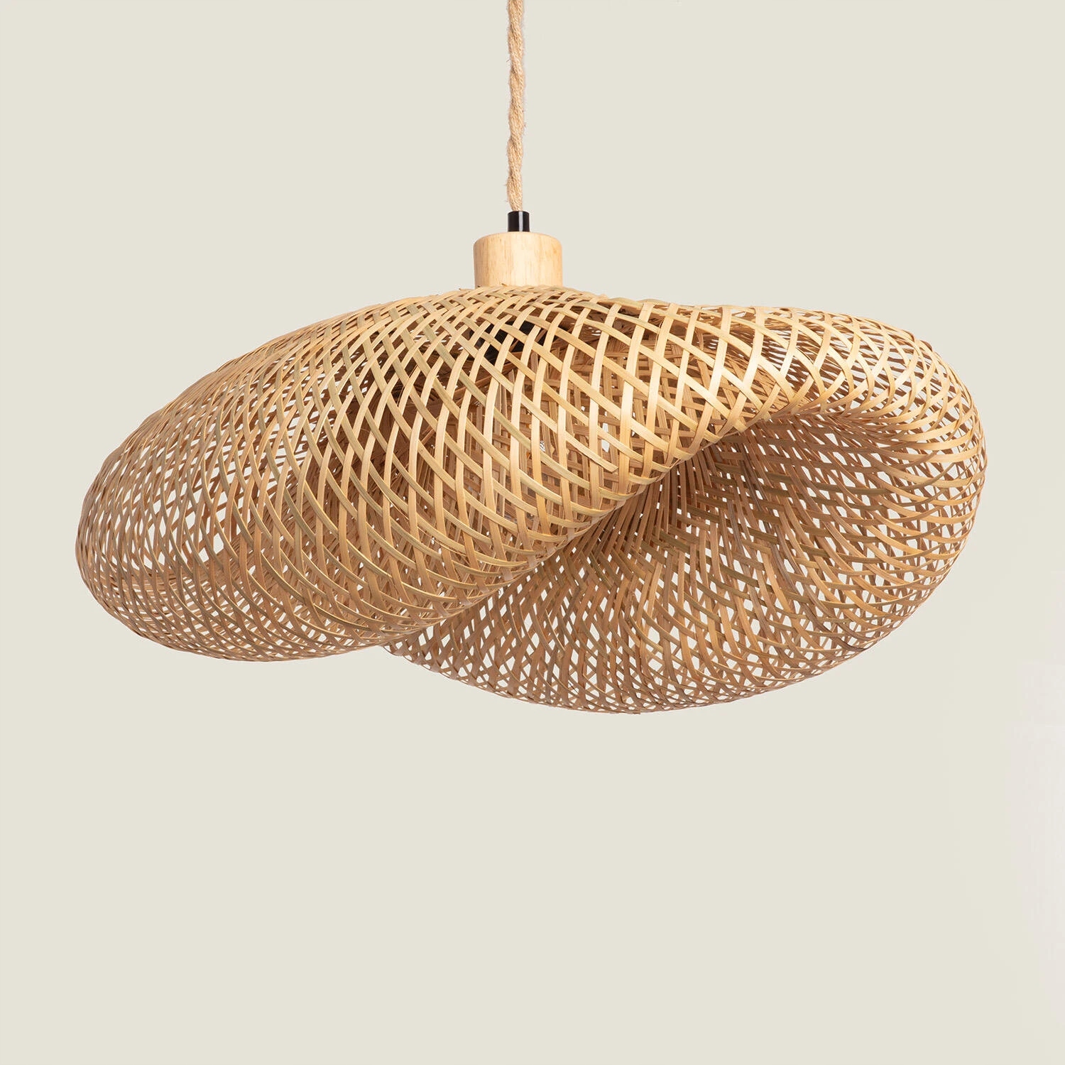 Závěsná lampa Bambu Kathu Karatasi