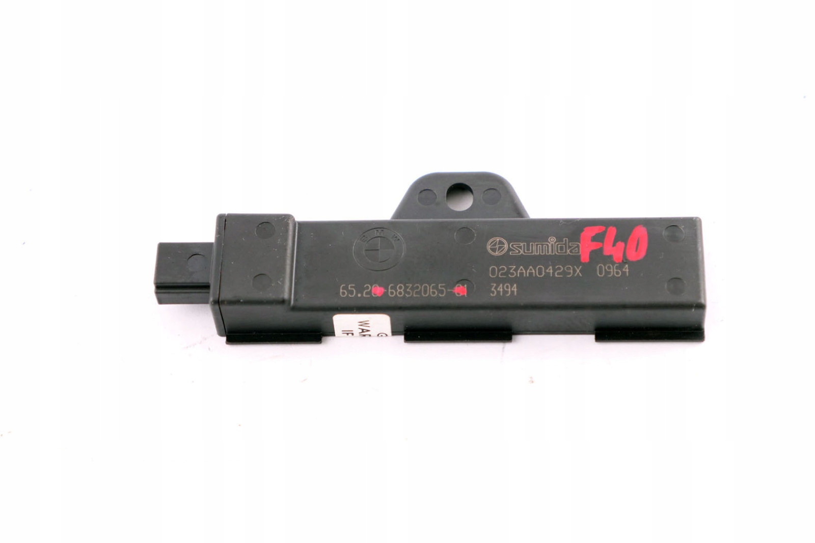 BMW F40 антенна внутренний