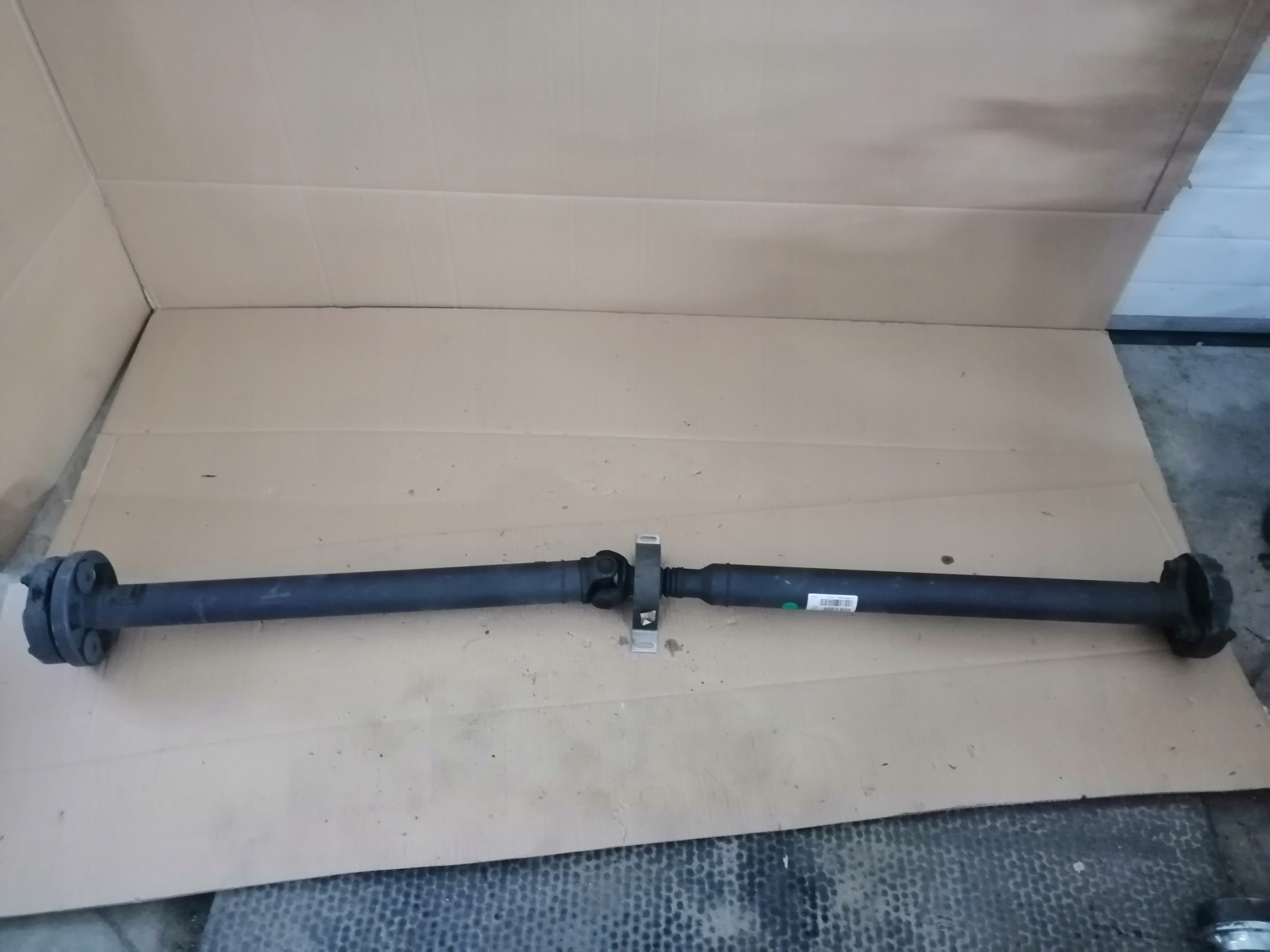 2044102716 - Вал приводу Мерседес В204 А2042716