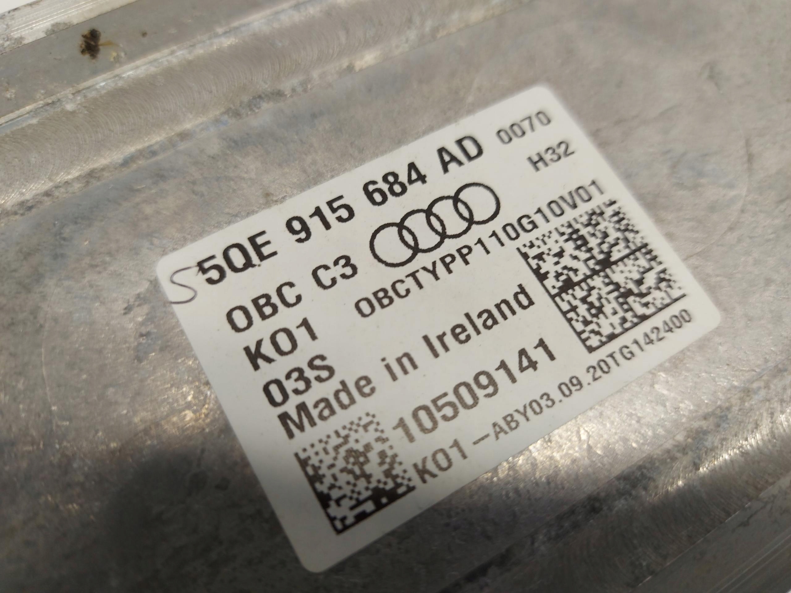 Audi Q8 E-TRON SUV inwerter ladowarka module control unit falownik 5qe915684ad