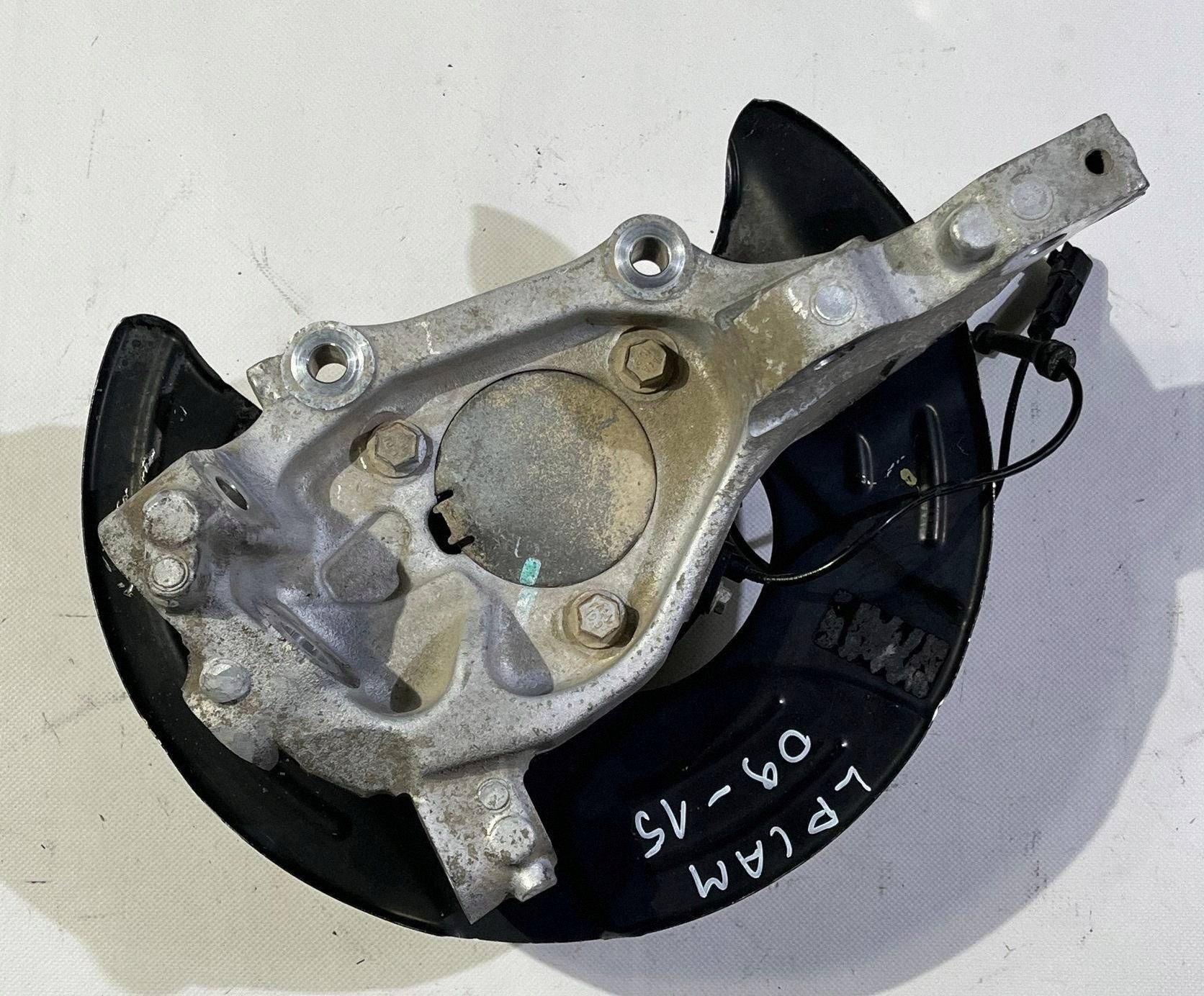 swing front left left front of the pivot Chevrolet Camaro 2009-2015