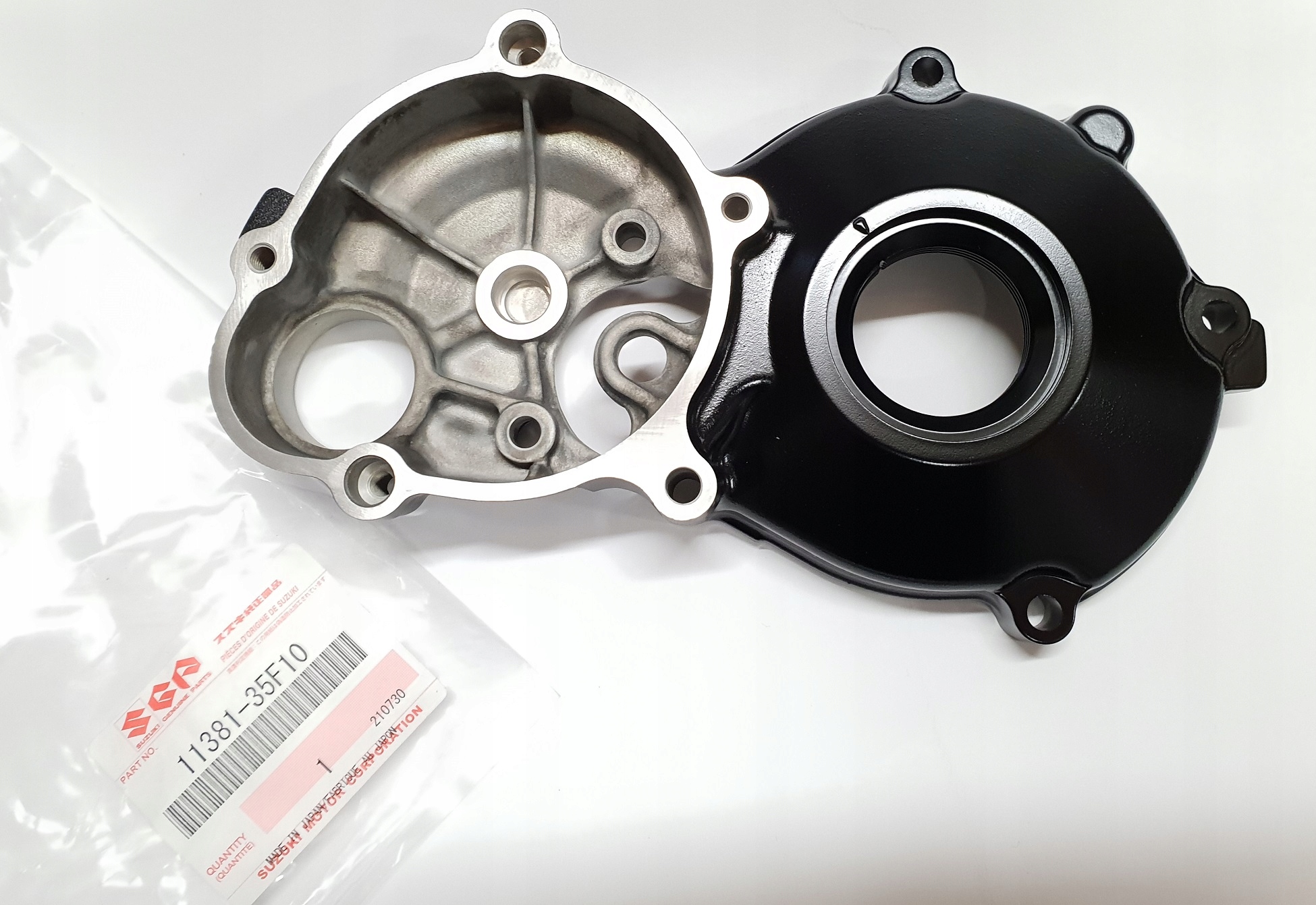 11381-35F10 - SUZUKI GSX-R 1000 01-08 КРЫШКА СТАРТЕРА