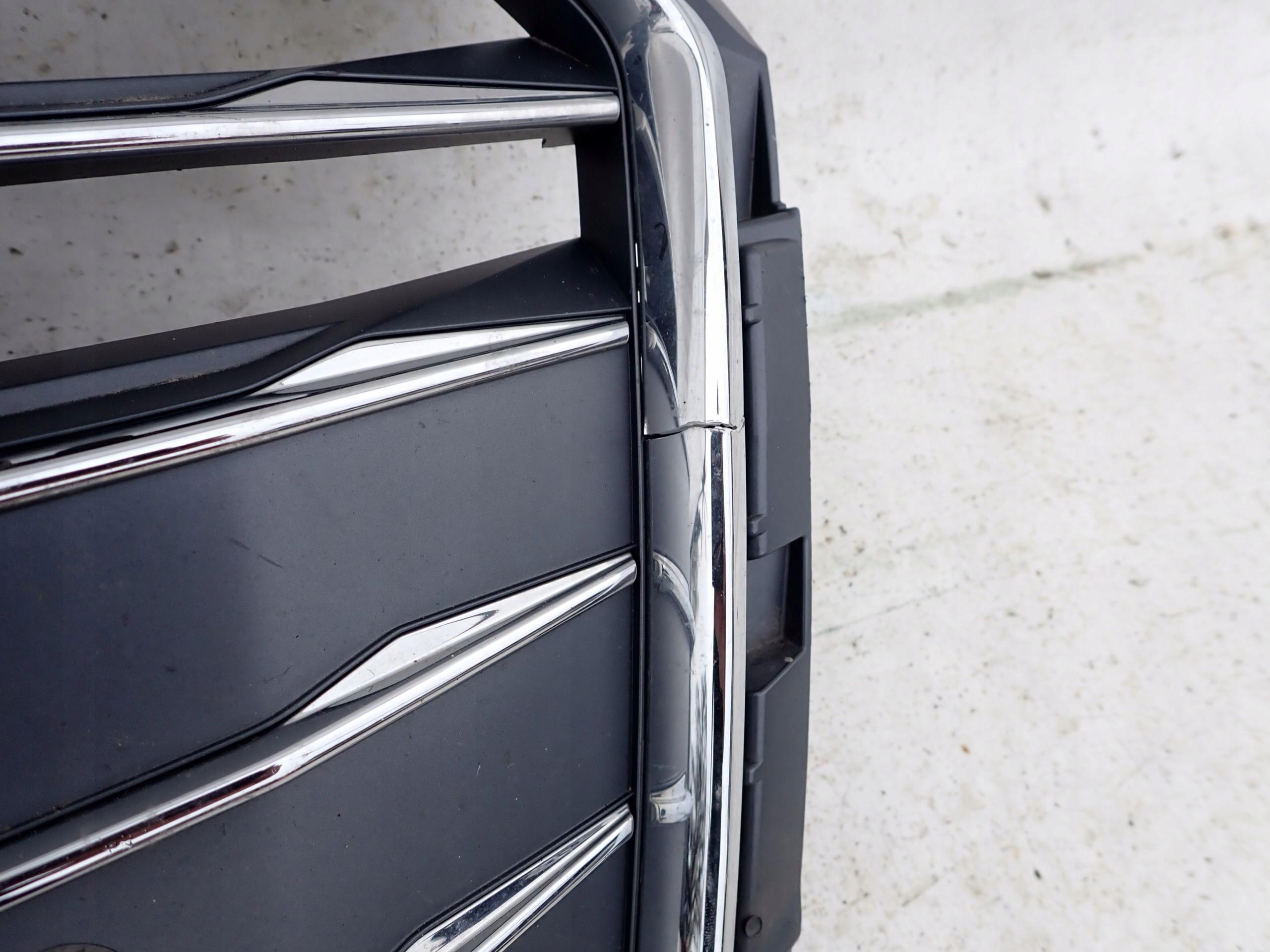 AUDI A4 B9 8W S-LINE 15-19 Grill Grill