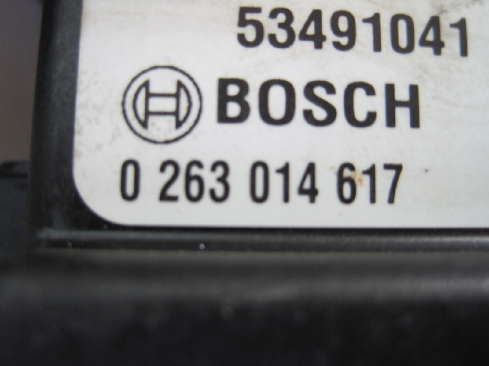 Moduł czujnika parkowania Jeep Compass 0263014617 P68449662AB Producent inny