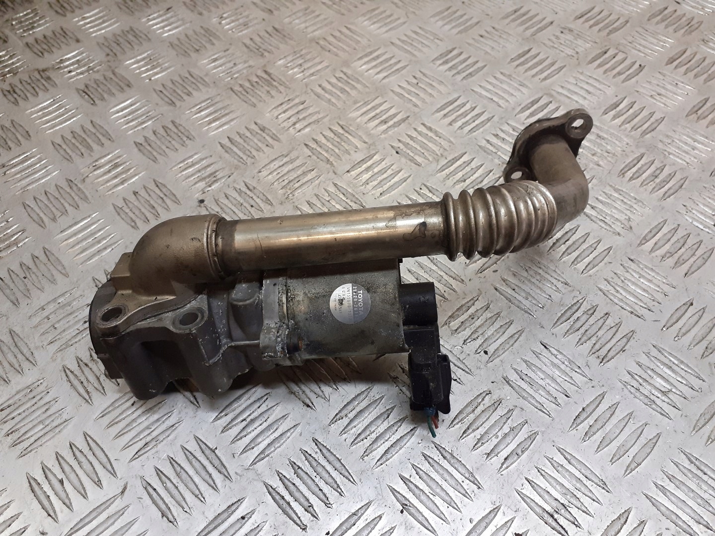 25620-26112 - Клапан рециркуляции выхлопных газов TOYOTA AVENSIS T25