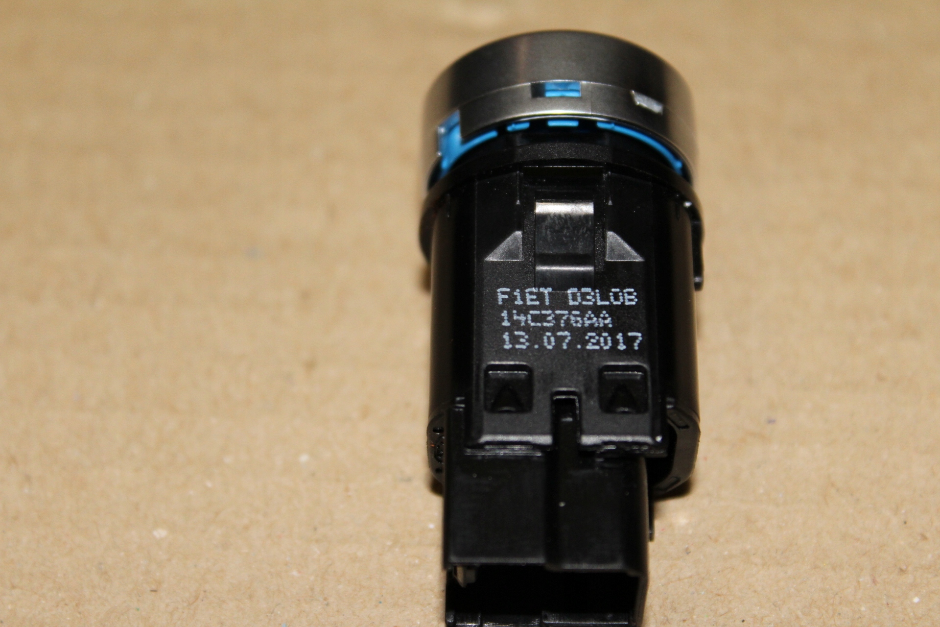 FORD FOCUS RS MK3 FL ENGINE START STOP PRZEŁĄCZNIK Producent części Ford OE