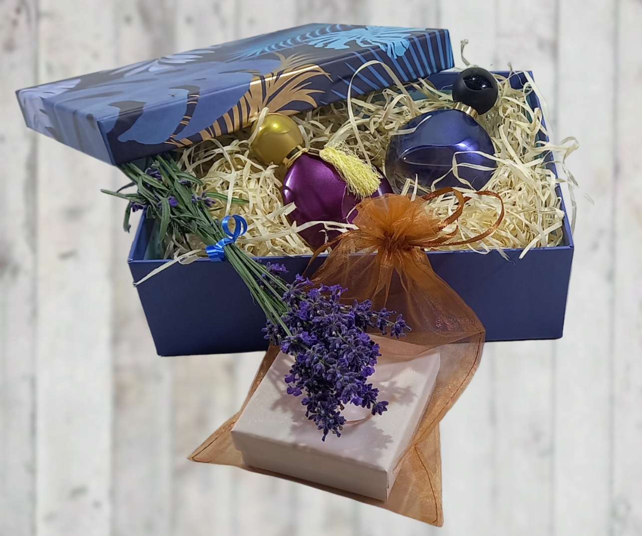 SIANKO Wełna drzewna Wolina SUCHA Wypełniacz do paczek prezentów 4 kg Stan opakowania oryginalne