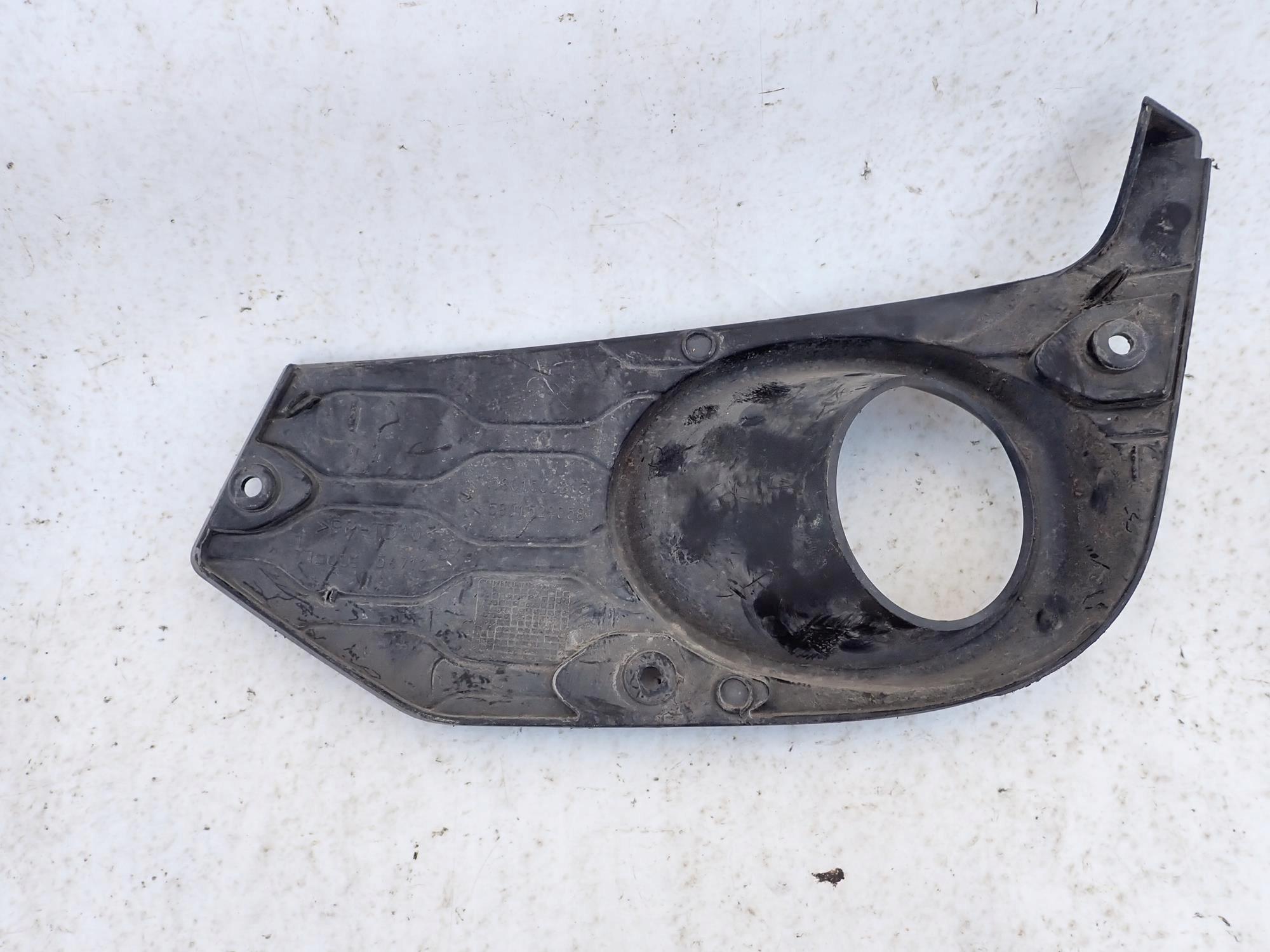 IVECO DAILY IV 4 14-19 grid of a bumper right