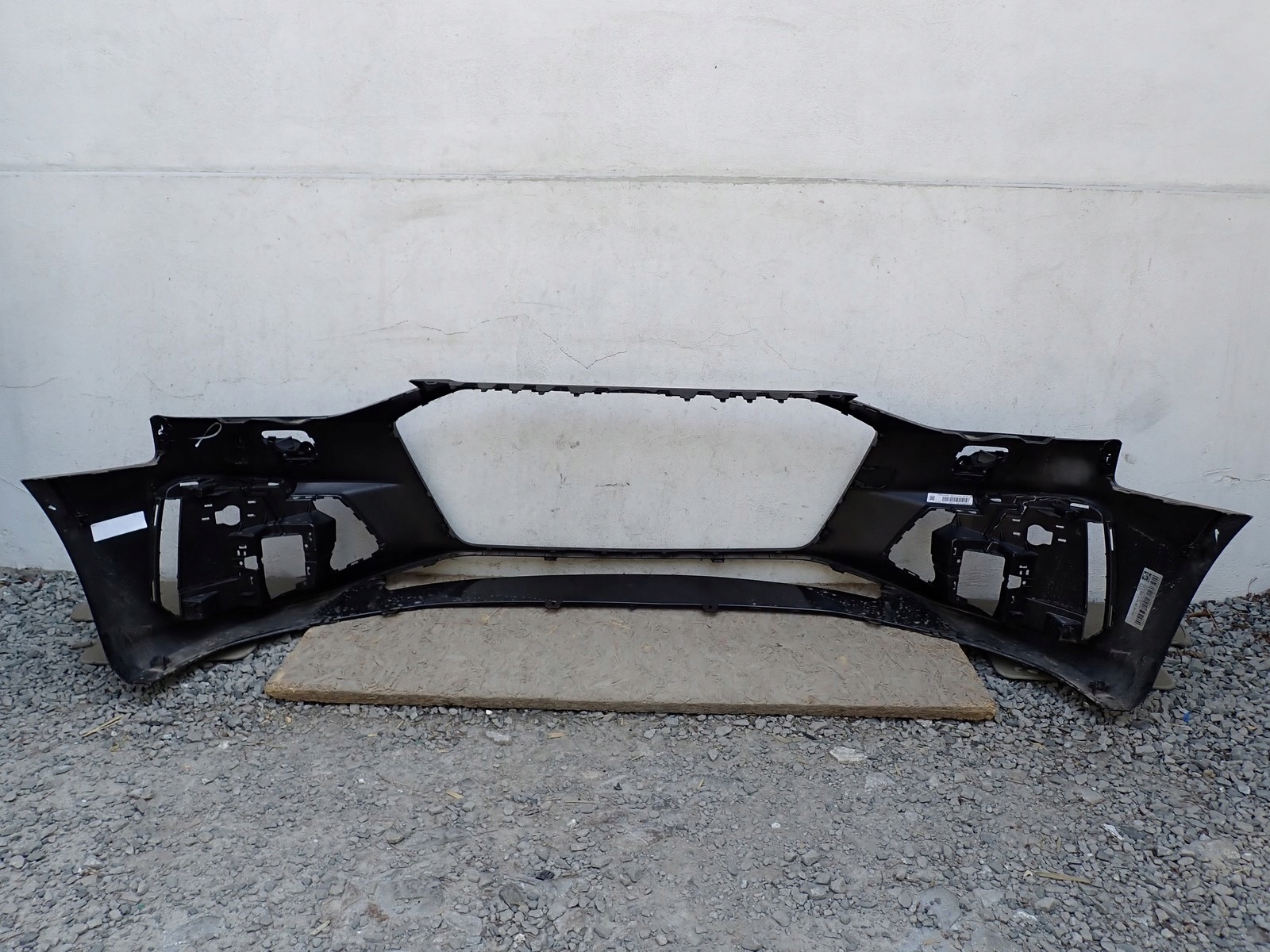 bumper front front AUDI A4 B9 8W S LINE LIFT 2019