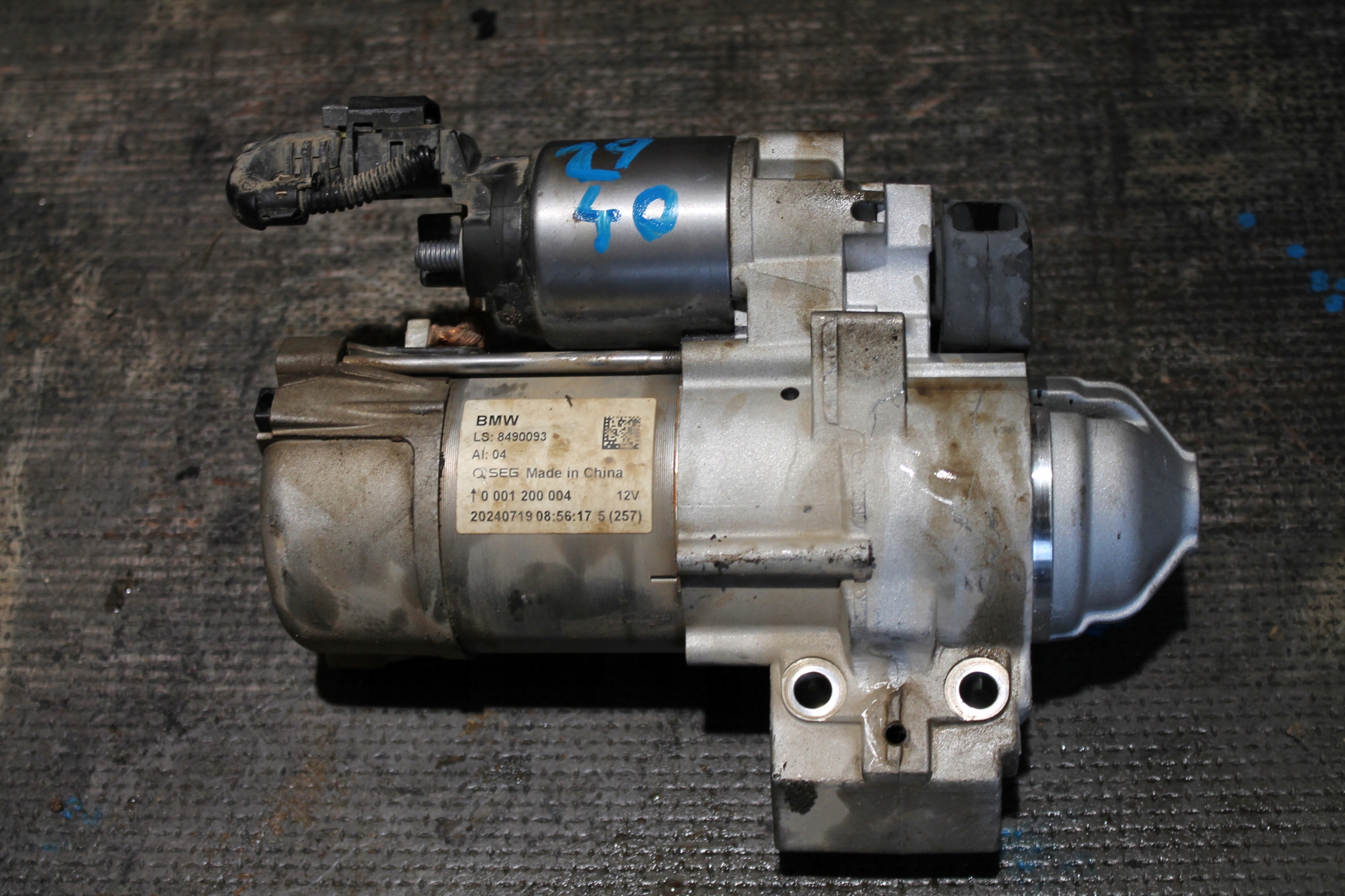 2940. startér BMW 8490093
