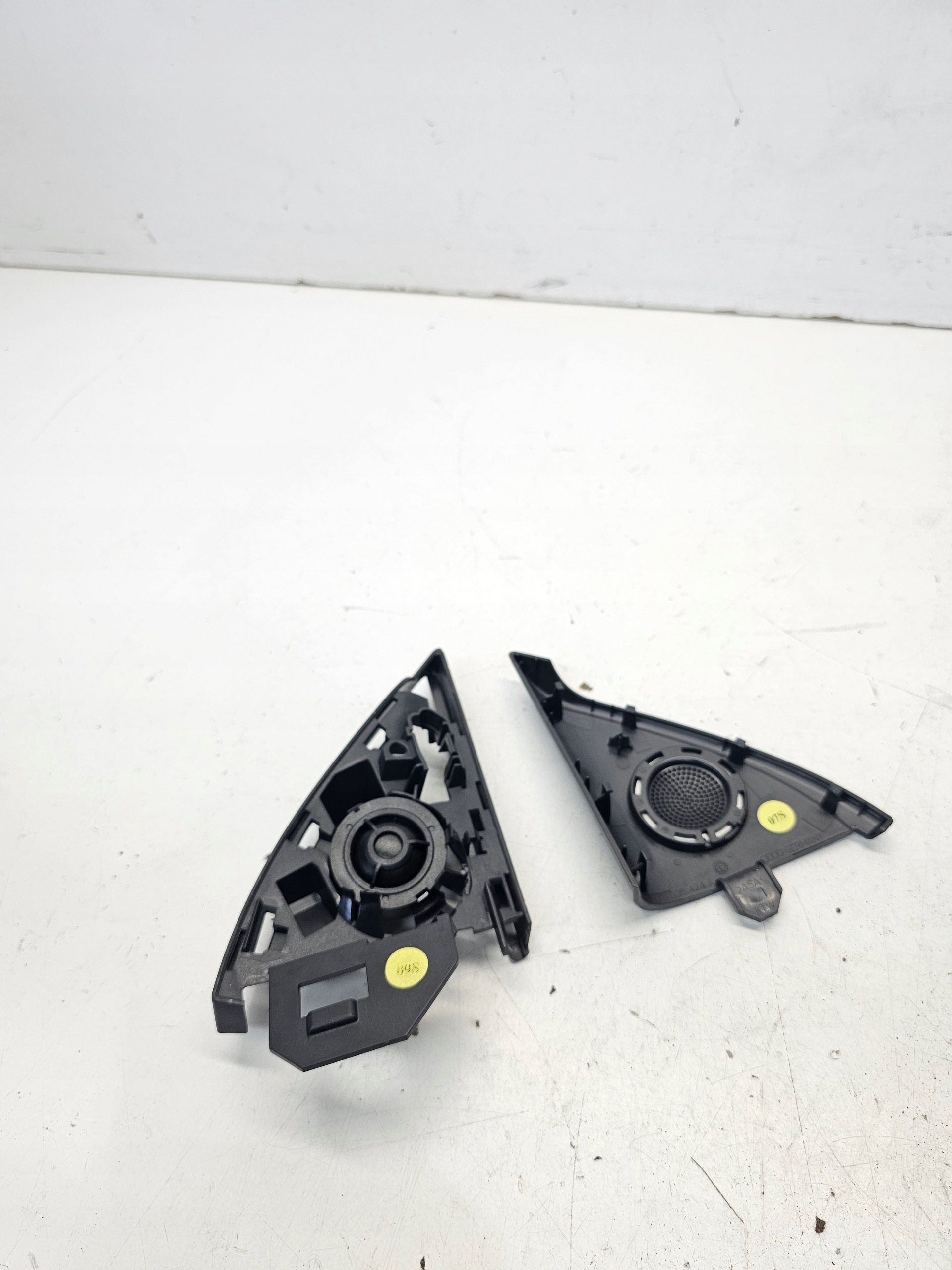 de couverture du haut parleur Couvre AUDI A5 8T0035424A Bang