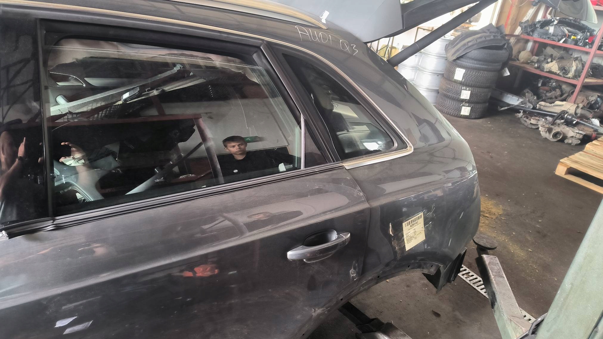 quarter fender left rear part LX7R AUDI Q3 8U