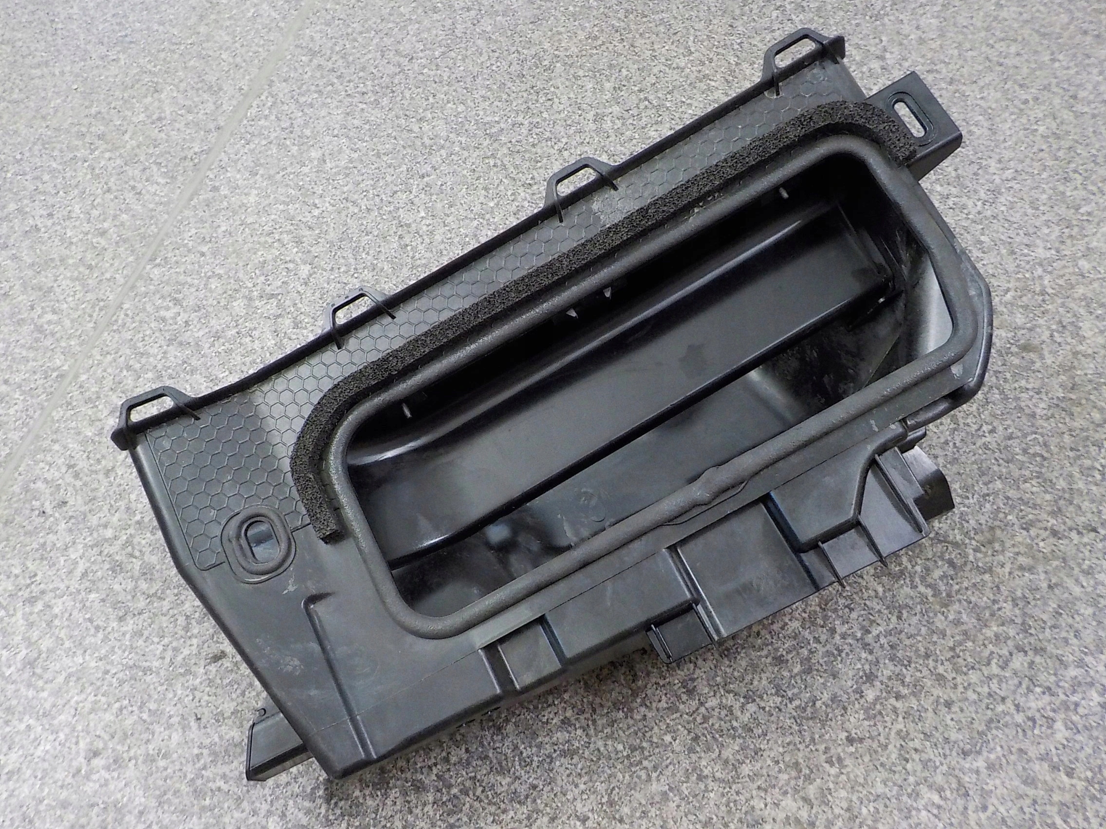 WLOT KIEROWNICA POWIETRZA VOLVO S90 V90 2016
