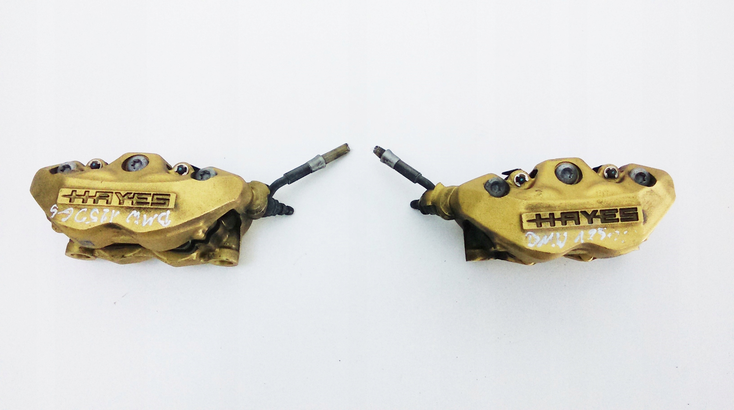 123456383 - BMW R 1250 GS тормозной суппорт передний