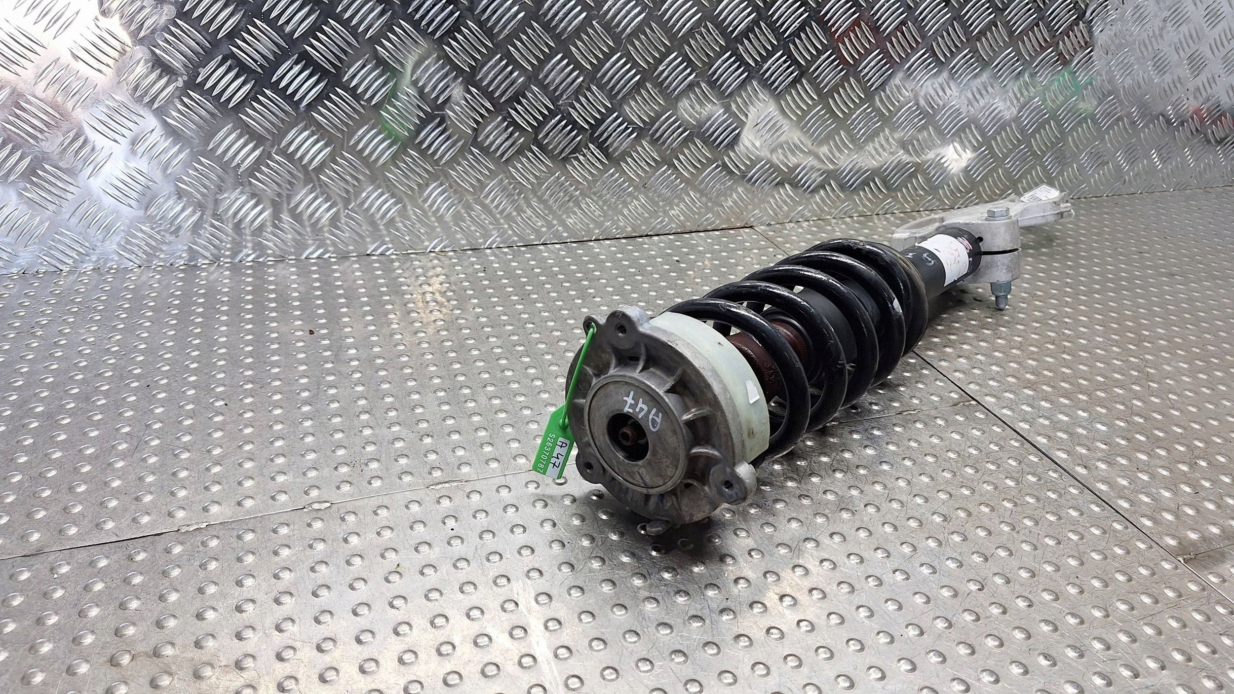 shock absorber right front 80A413031AH 4M0413038N AUDI Q5 80A 2.0D