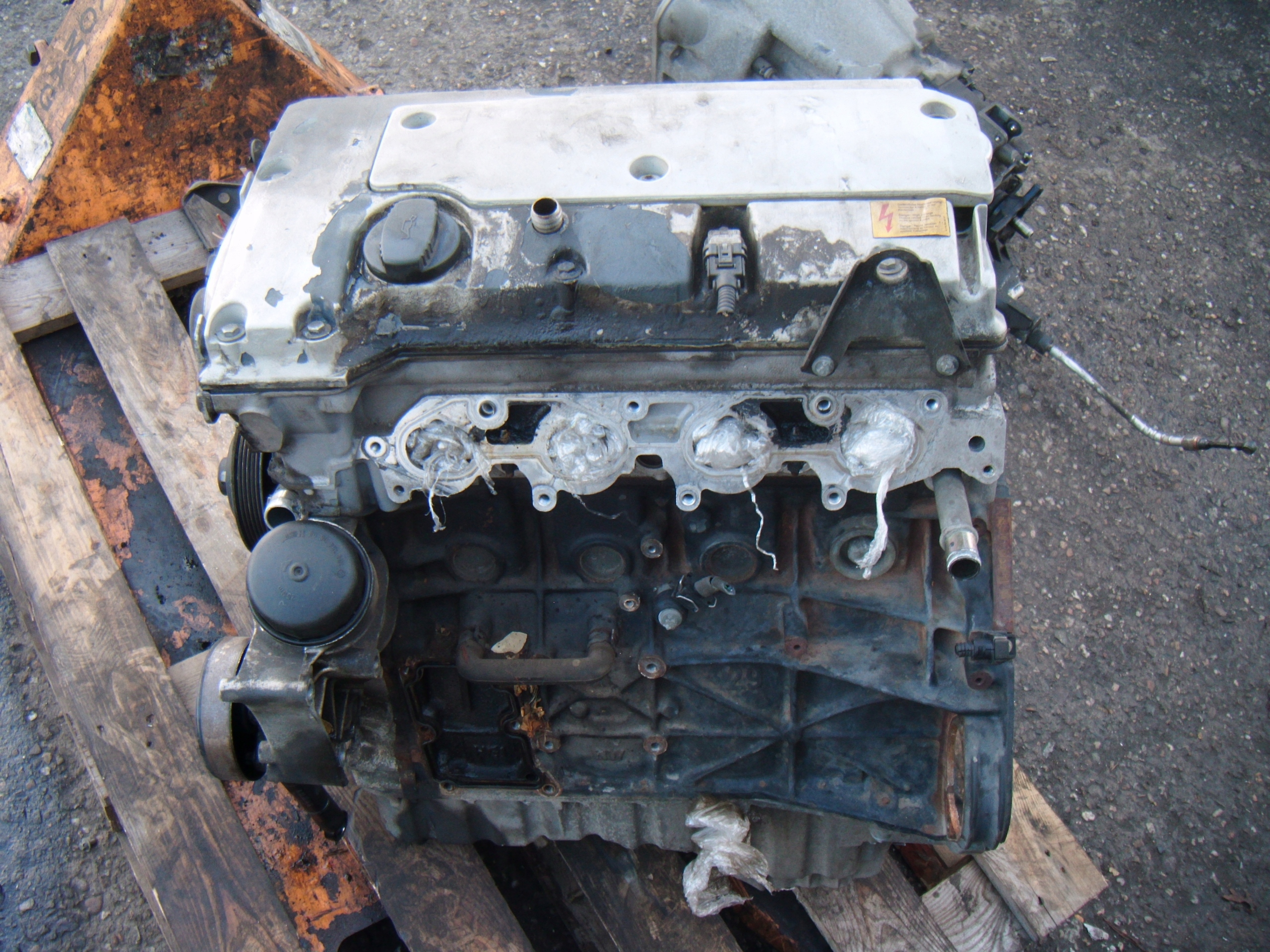 MERCEDES C KLASA W203 SILNIK 2.0 BENZYNA 129KM R1110112901